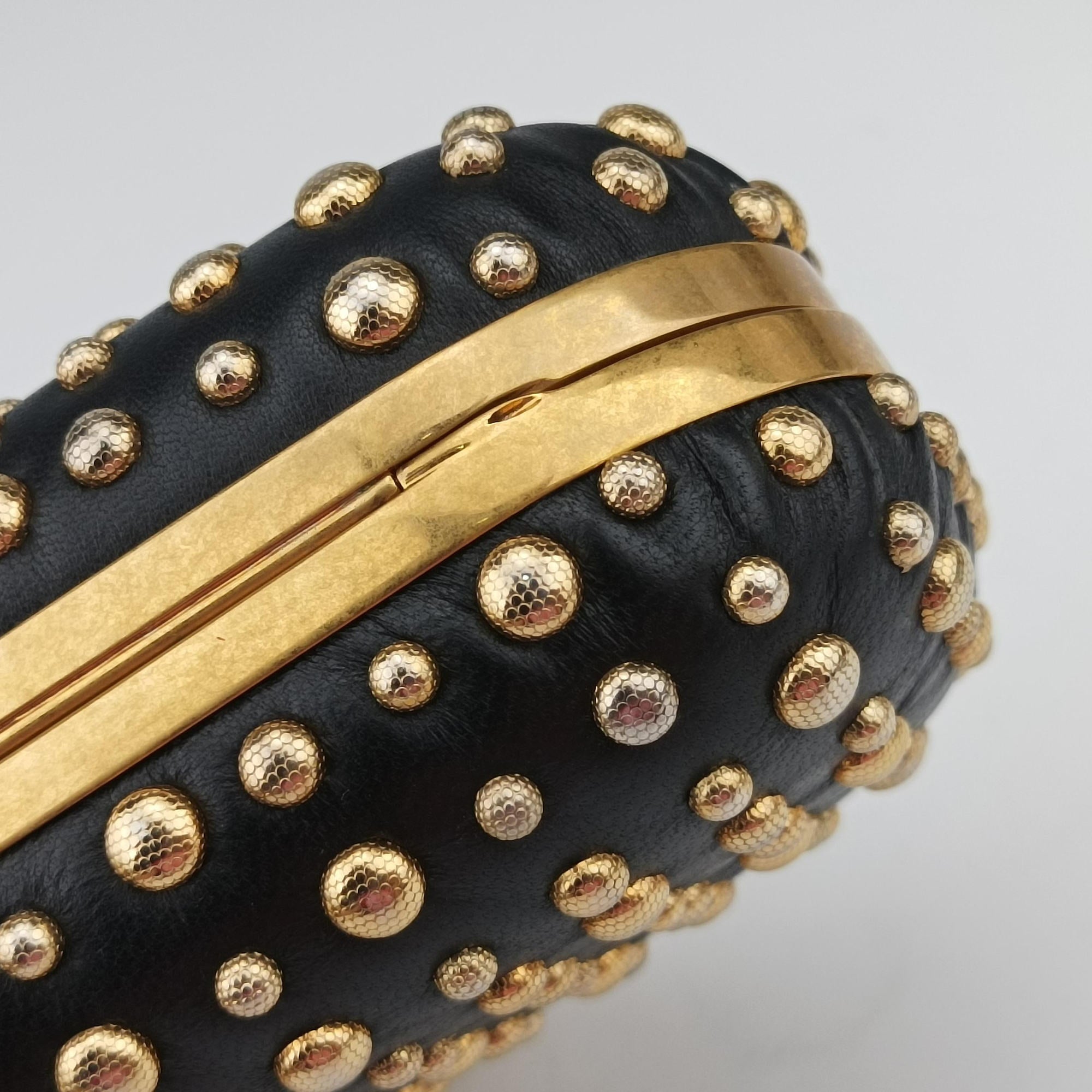 Secondhand Alexander McQueen Four Ring Black Leather  shoulderbag | stylenewstar