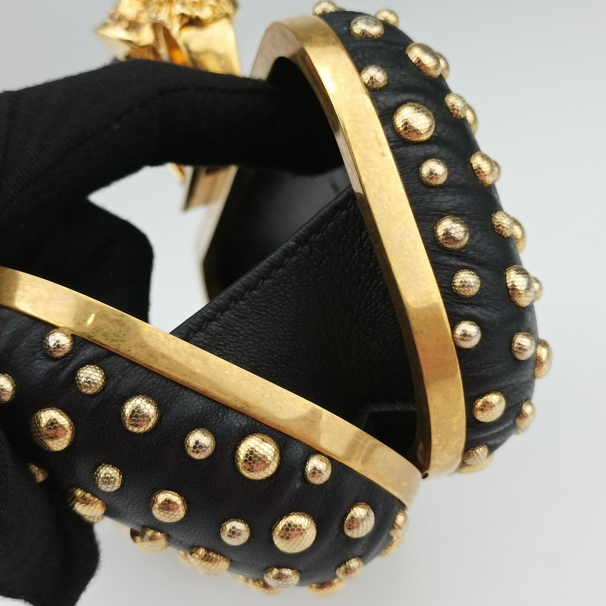 Secondhand Alexander McQueen Four Ring Black Leather  shoulderbag | stylenewstar