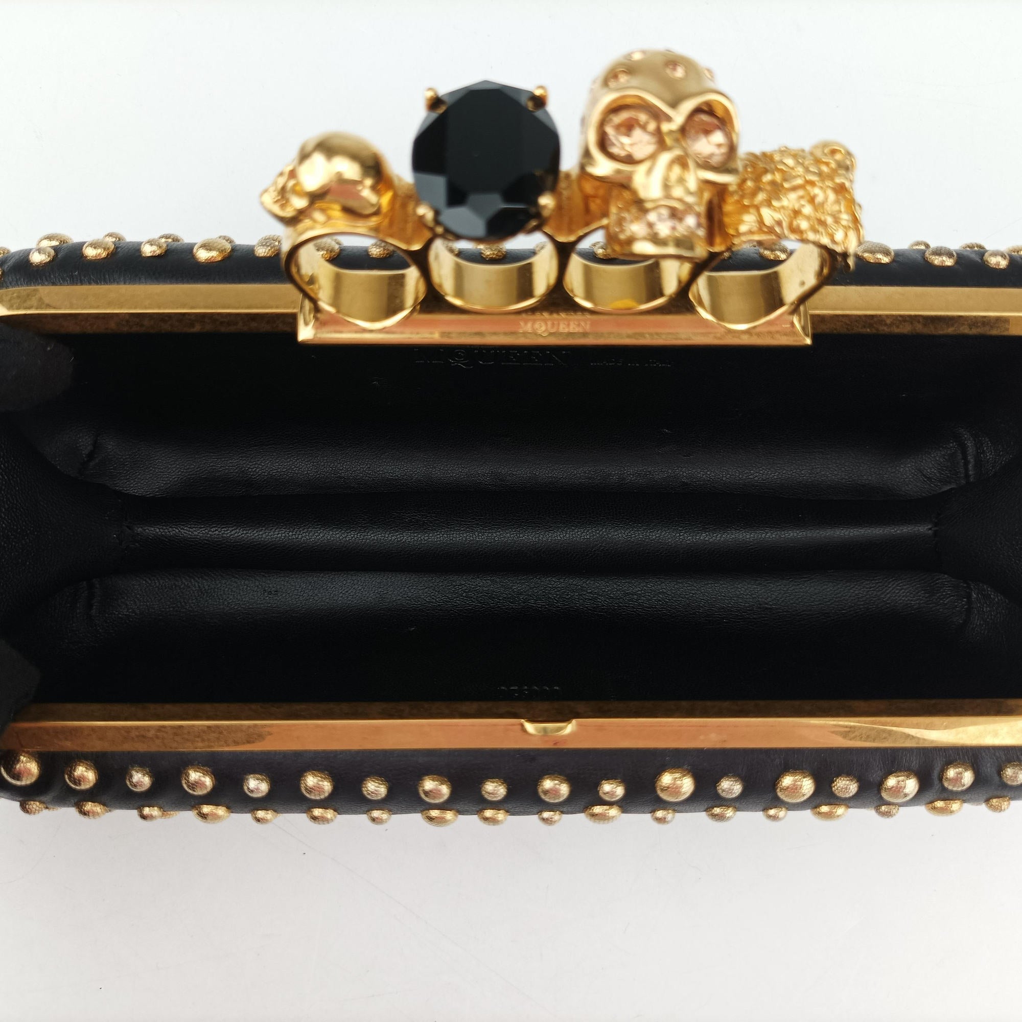Secondhand Alexander McQueen Four Ring Black Leather  shoulderbag | stylenewstar