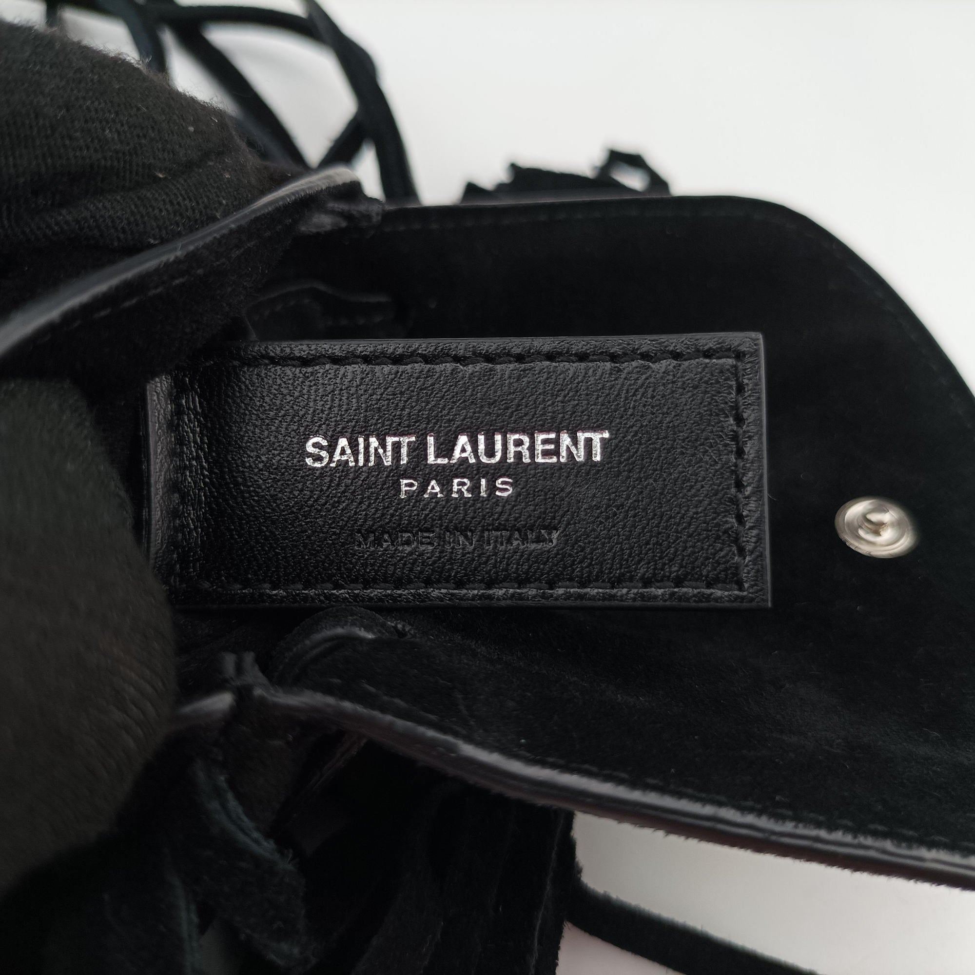 Secondhand Yves Saint Laurent fringe Black Suede 425145 shoulderbag | stylenewstar