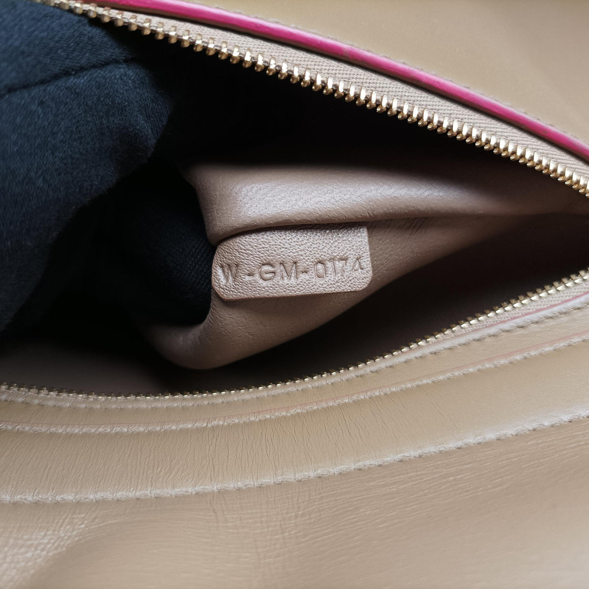Vintage Celine Trapeze Small Beige×rose Leather  shoulderbag | stylenewstar