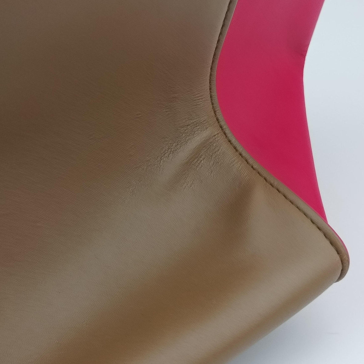 Vintage Celine Trapeze Small Beige×rose Leather  shoulderbag | stylenewstar