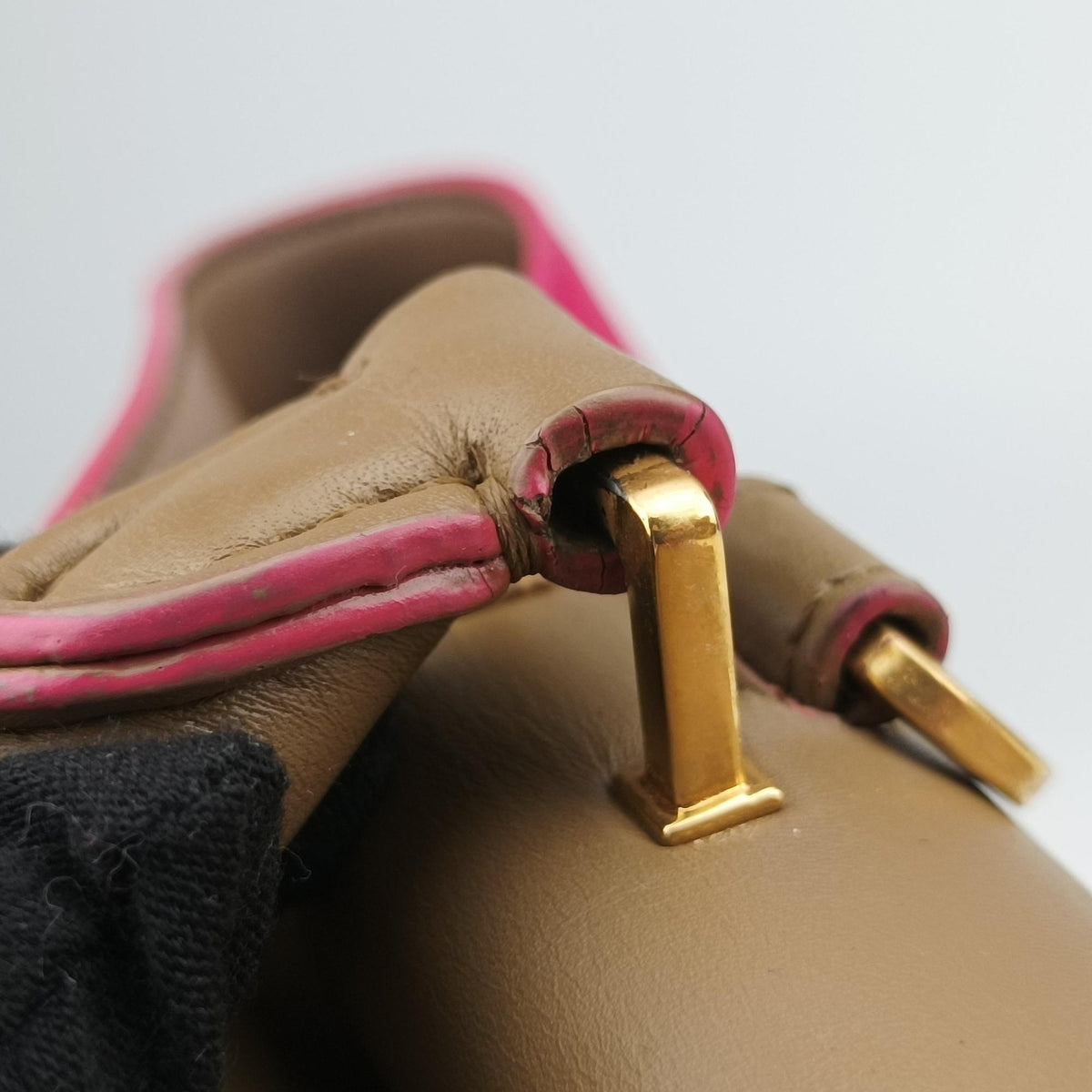 Vintage Celine Trapeze Small Beige×rose Leather  shoulderbag | stylenewstar