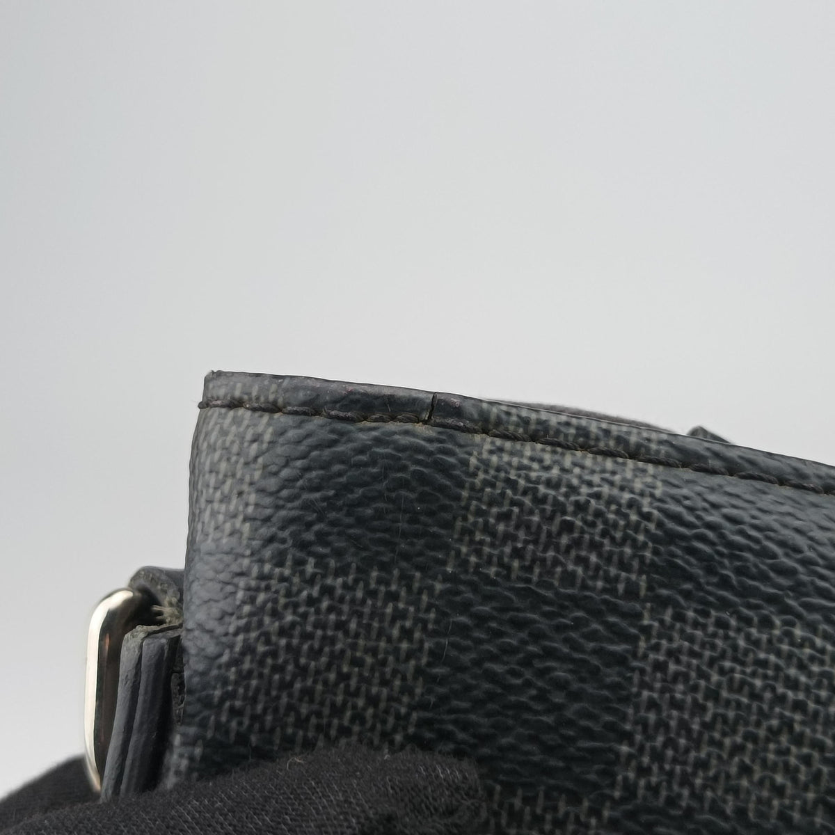 Pre-owned Louis Vuitton 7DW Business Black Damier Graphite N41564 shoulderbag | stylenewstar