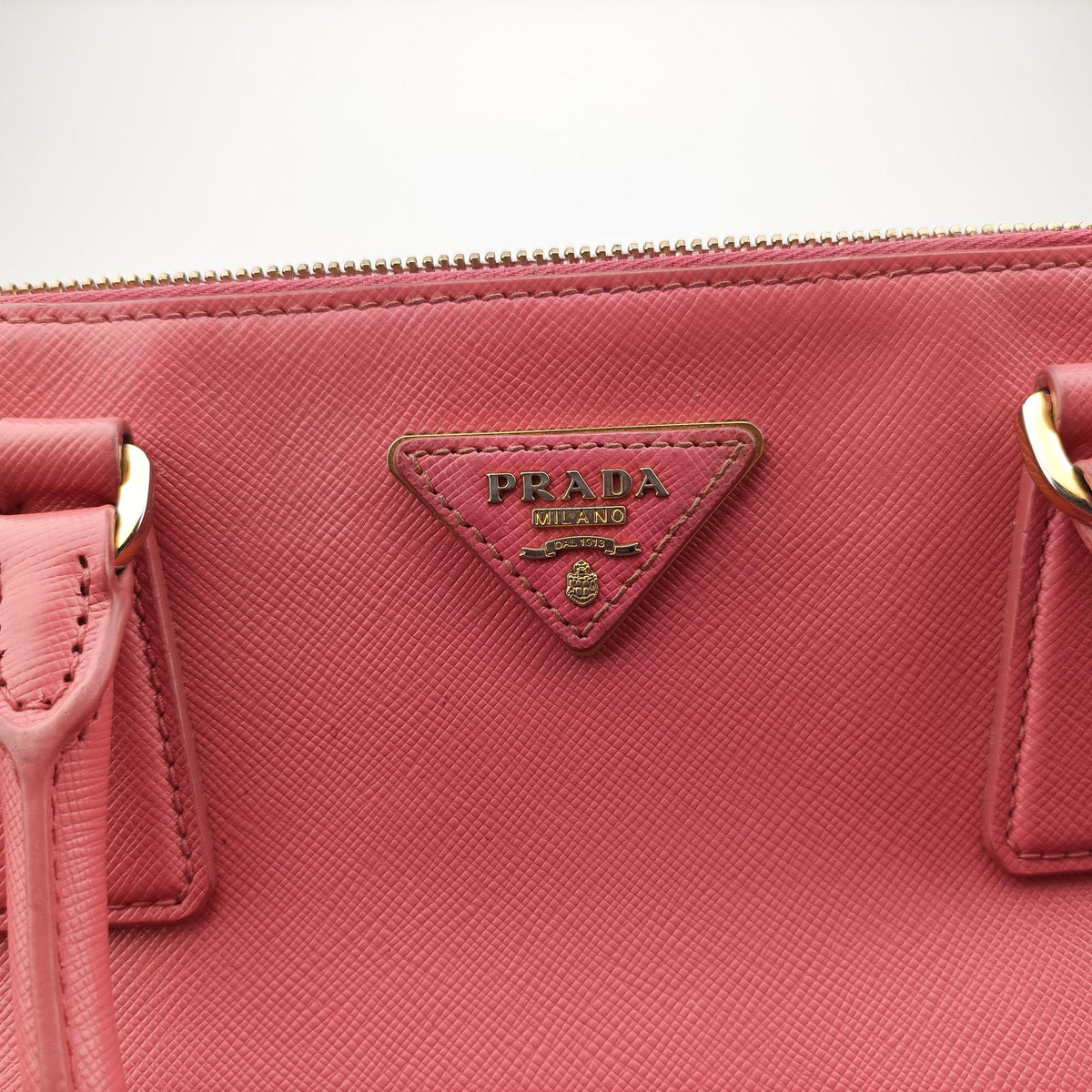 Secondhand Prada Galleria Pink SAFFIANO Leather BN1801 handbag | stylenewstar