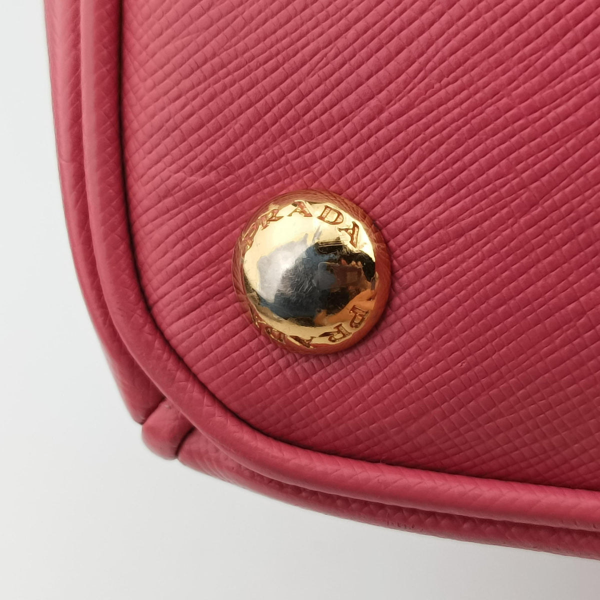Secondhand Prada Galleria Pink SAFFIANO Leather BN1801 handbag | stylenewstar