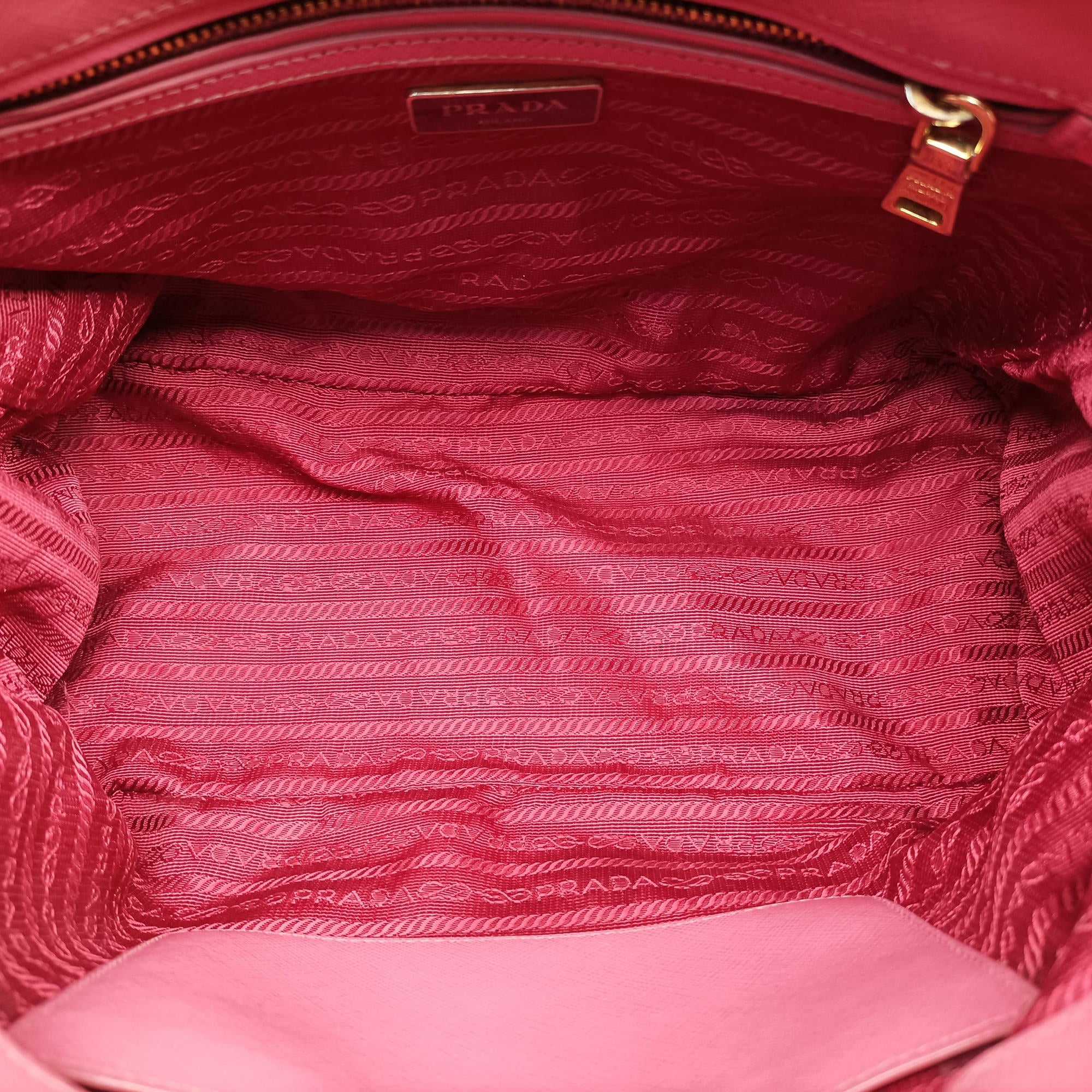 Secondhand Prada Galleria Pink SAFFIANO Leather BN1801 handbag | stylenewstar
