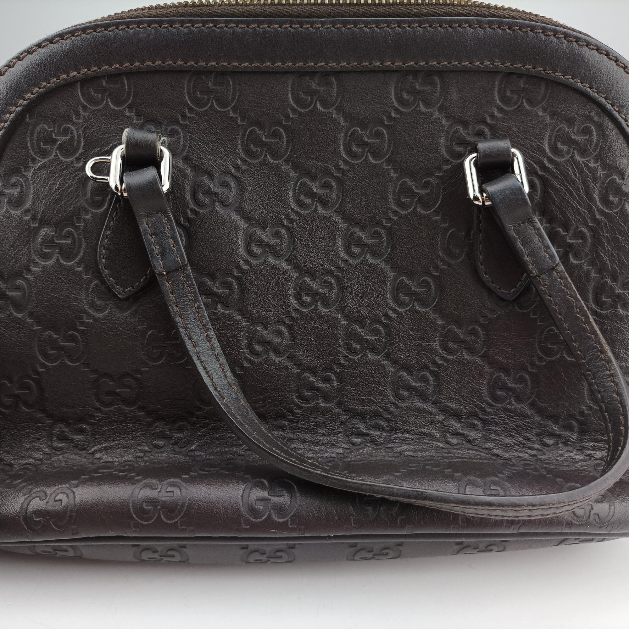 Secondhand Gucci Microguccissima dome Black Leather 341504 shoulderbag | stylenewstar