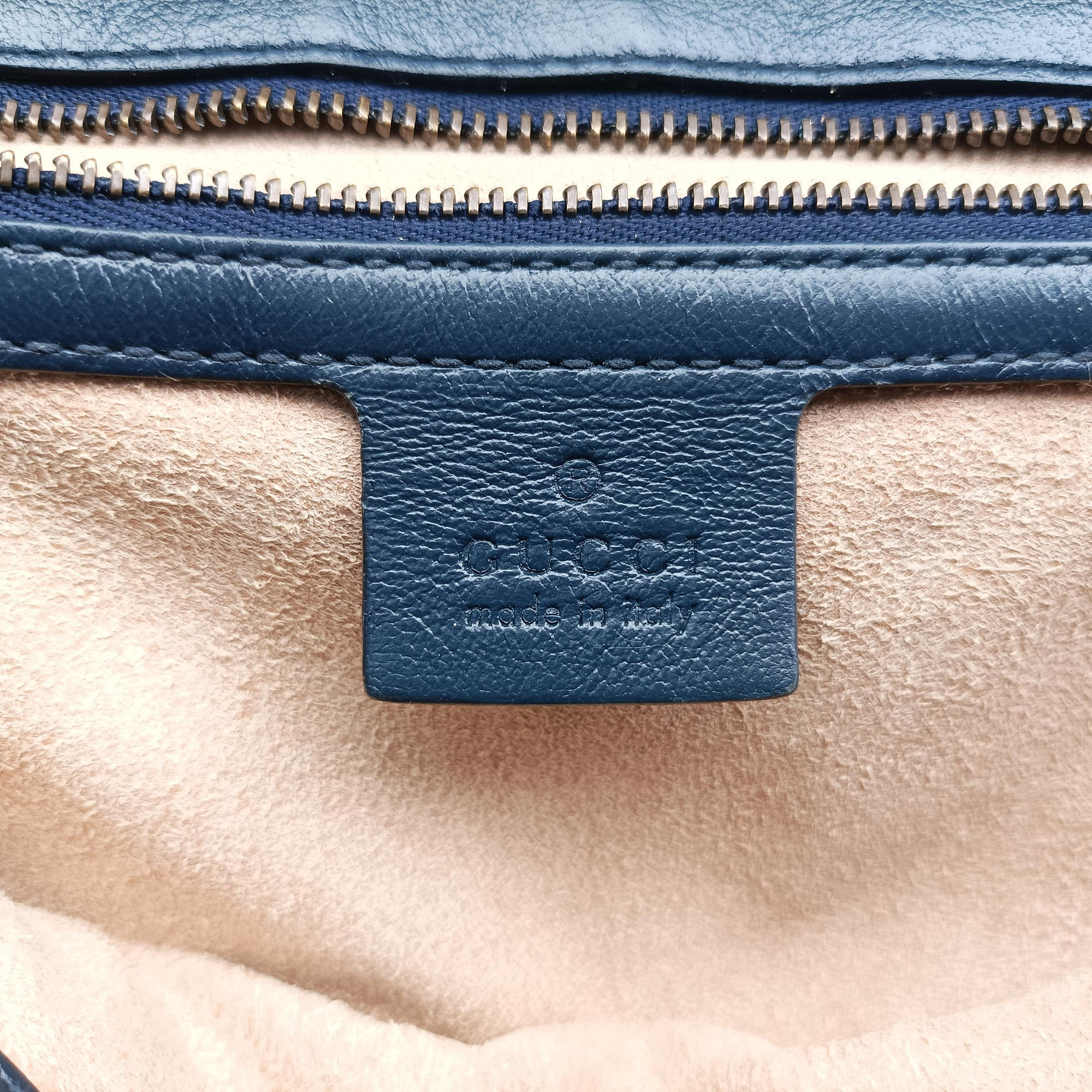 Pre-owned Gucci GG Marmont White×navy Leather 443497 shoulderbag | stylenewstar