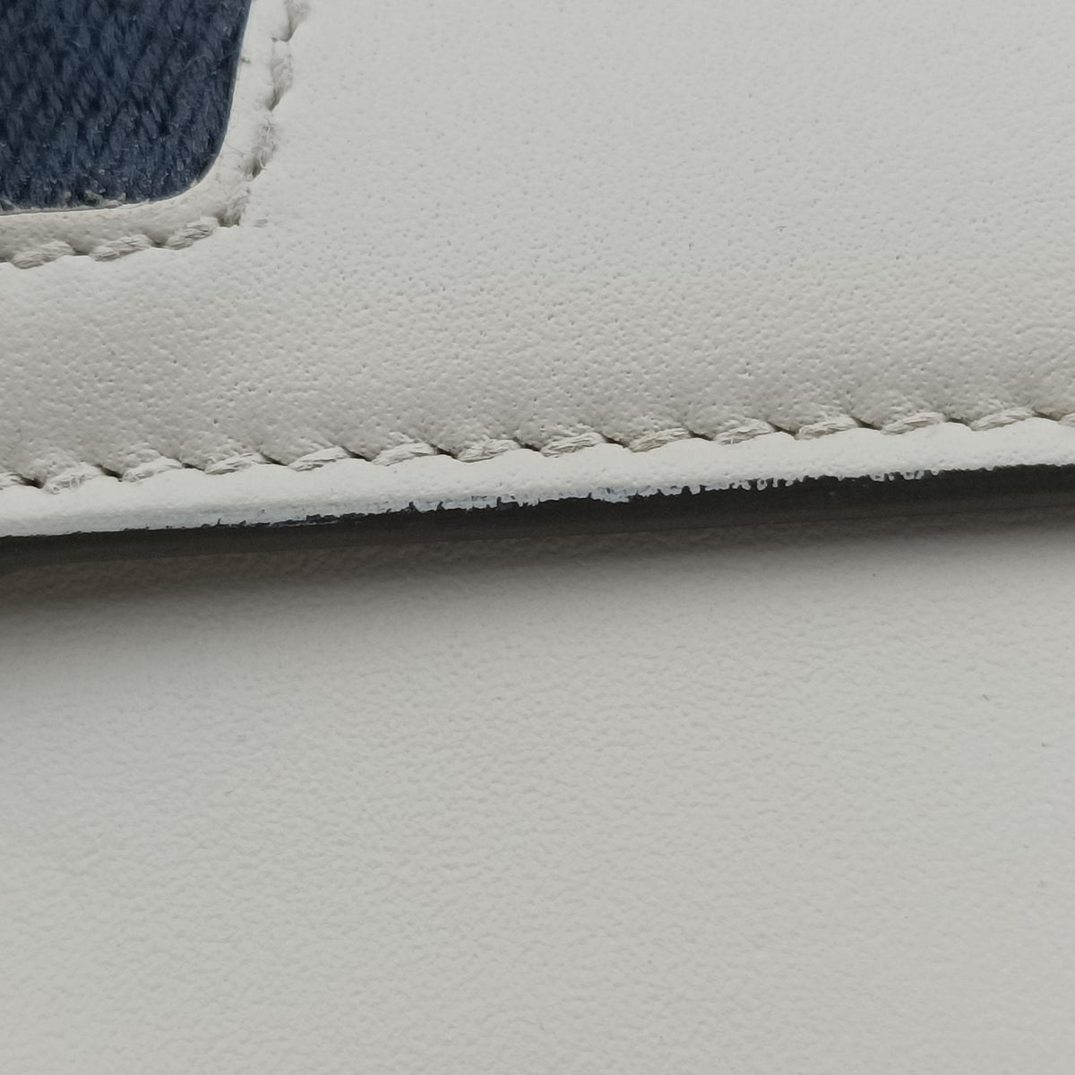 Pre-owned Gucci Sylvie Ivory×Navy×Red Leather 494646 shoulderbag | stylenewstar