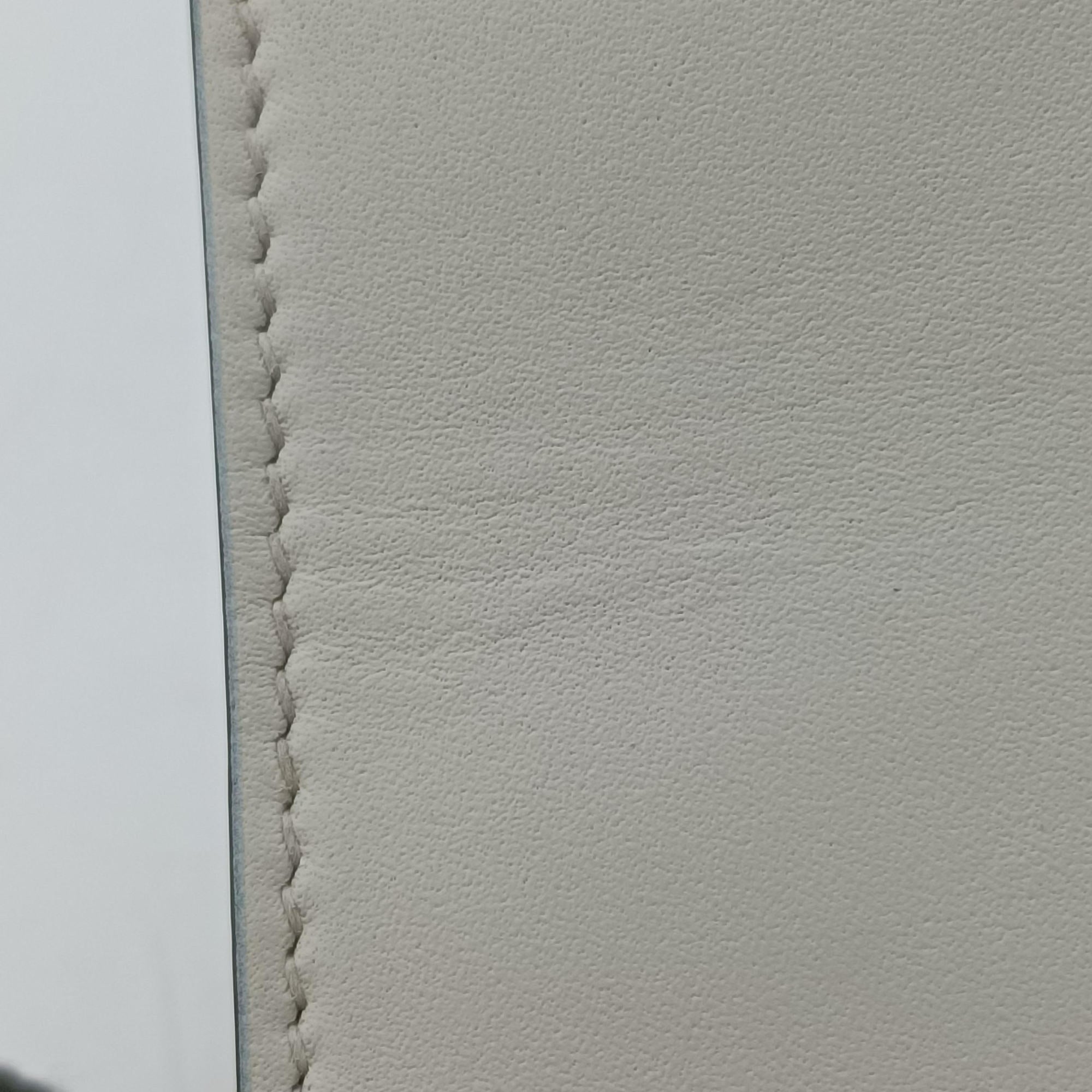 Pre-owned Gucci Sylvie Ivory×Navy×Red Leather 494646 shoulderbag | stylenewstar