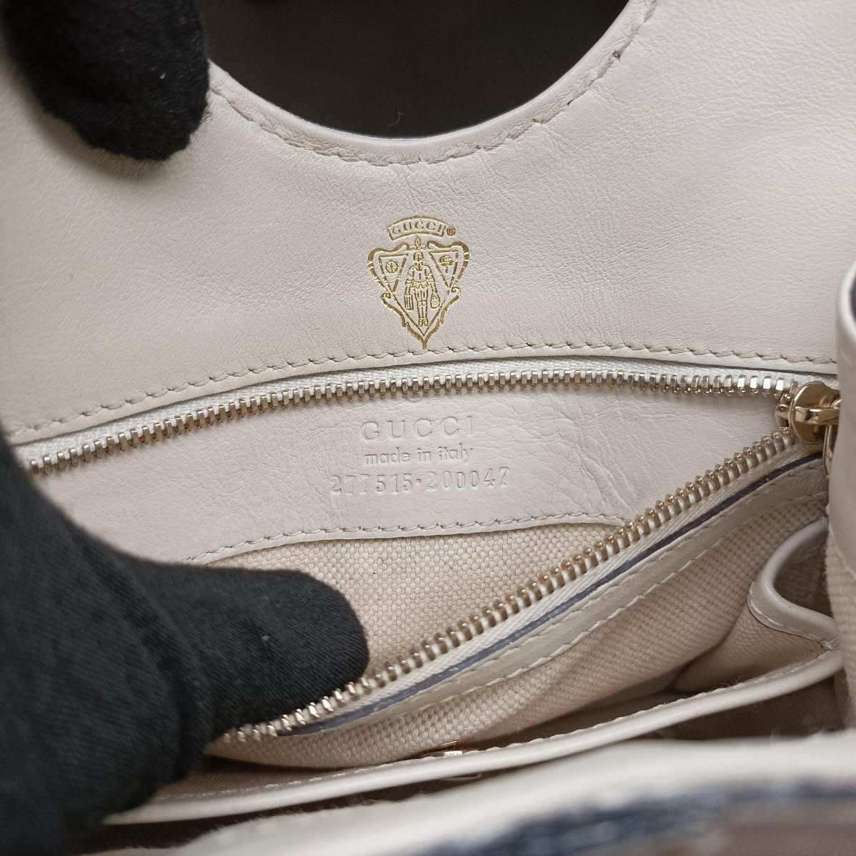 Secondhand Gucci Stirrup White Leather 277515 handbag | stylenewstar