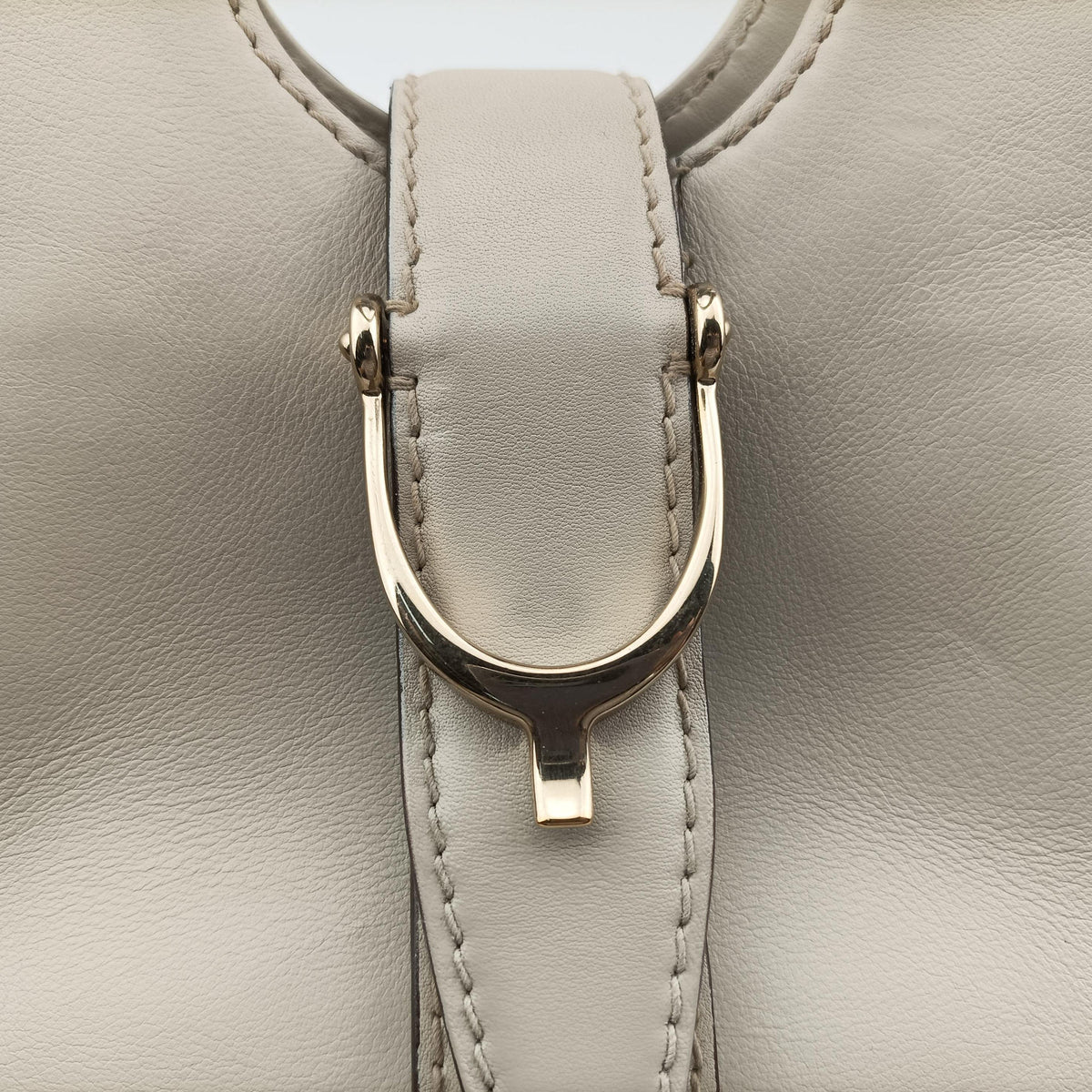 Secondhand Gucci Stirrup White Leather 277515 handbag | stylenewstar