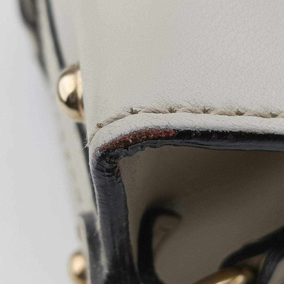 Secondhand Gucci Stirrup White Leather 277515 handbag | stylenewstar