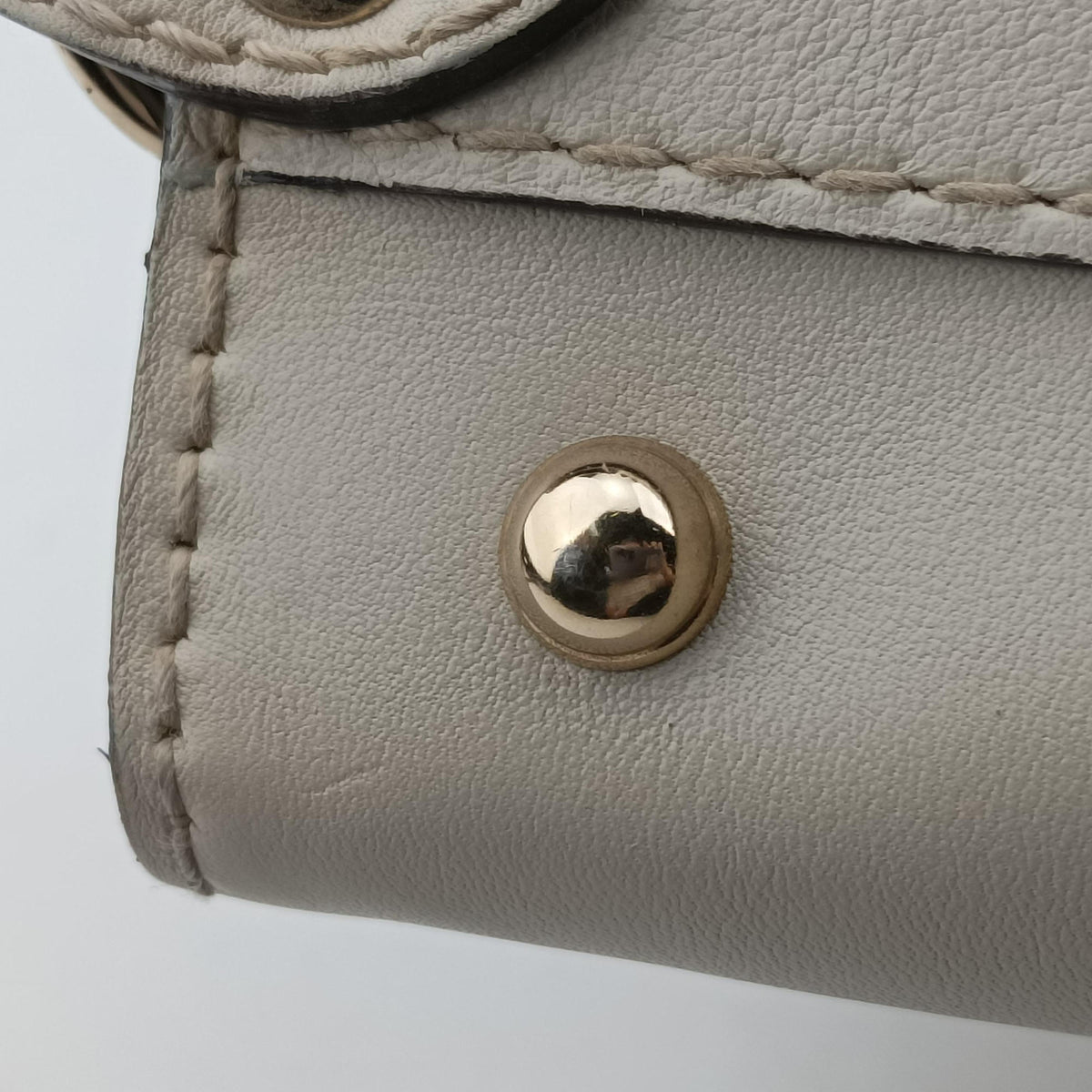Secondhand Gucci Stirrup White Leather 277515 handbag | stylenewstar