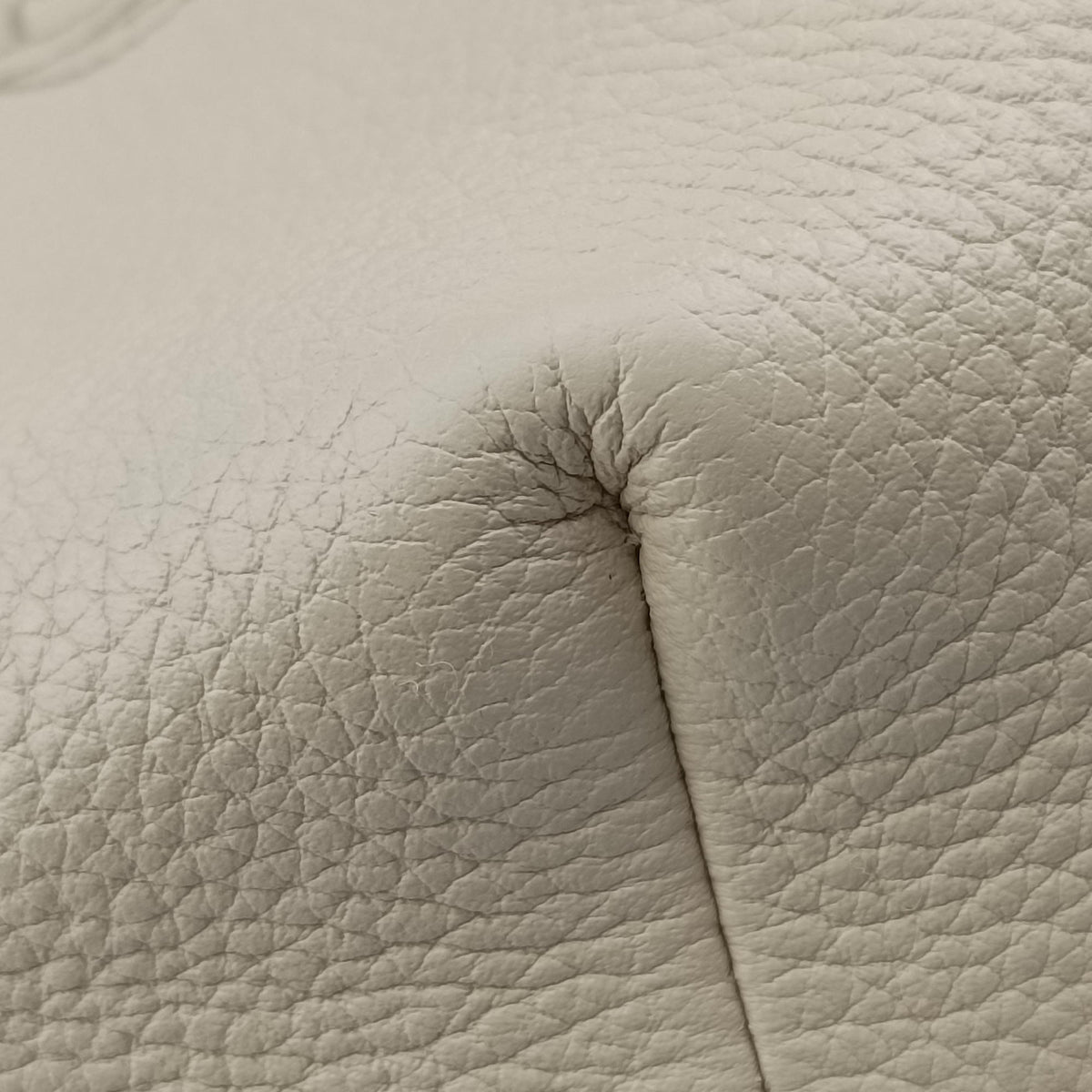 Pre-owned Gucci Print White Leather 530412 bum bag/waist bag | stylenewstar