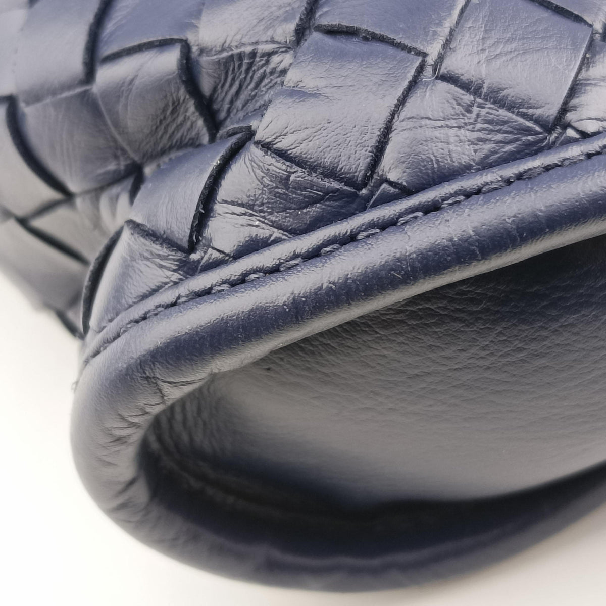 Pre-owned Bottega Veneta Intrecciato Purple lambskin  handbag | stylenewstar