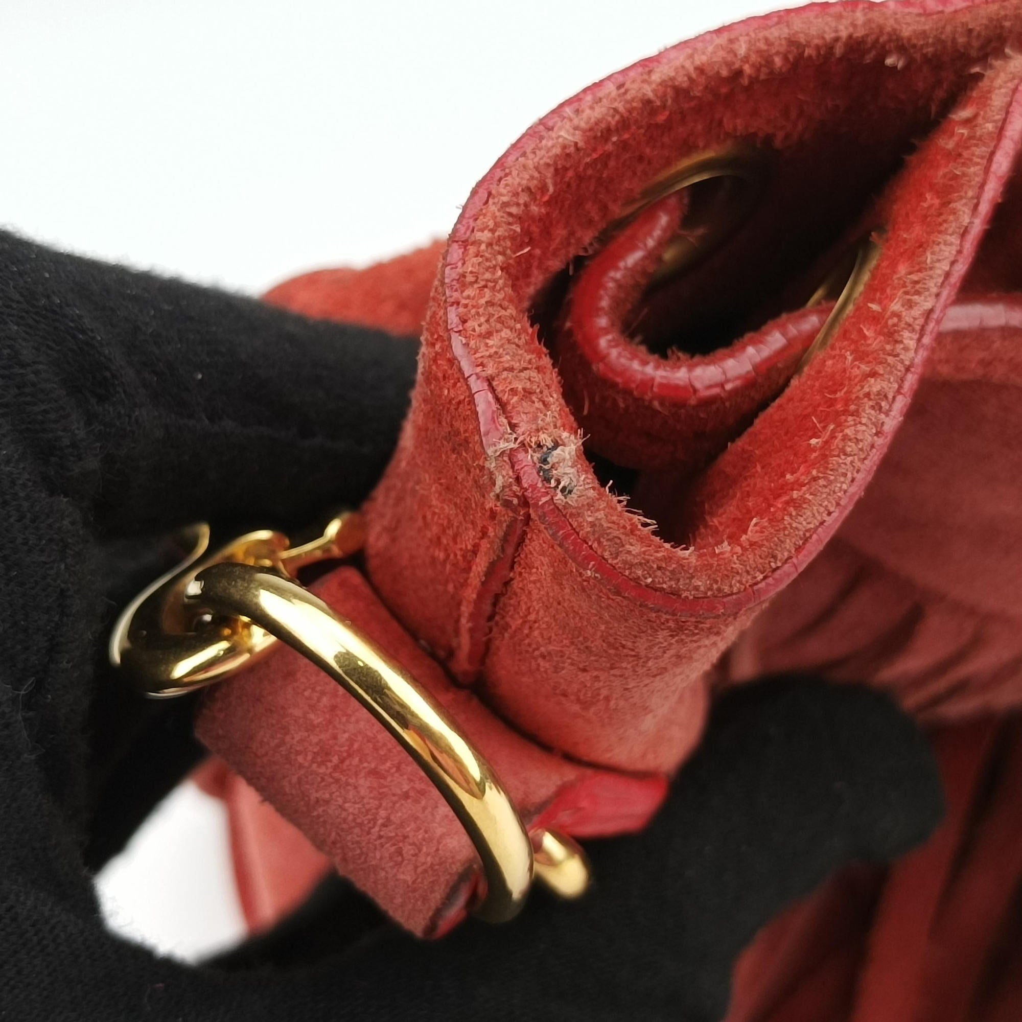 Secondhand Yves Saint Laurent Fringe Red suede 372453 shoulderbag | stylenewstar