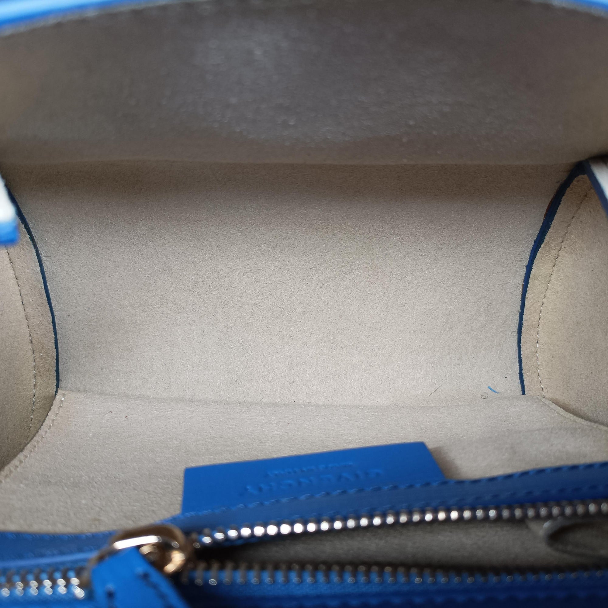 Pre-owned Givenchy Pandora Box Blue Leather  shoulderbag | stylenewstar
