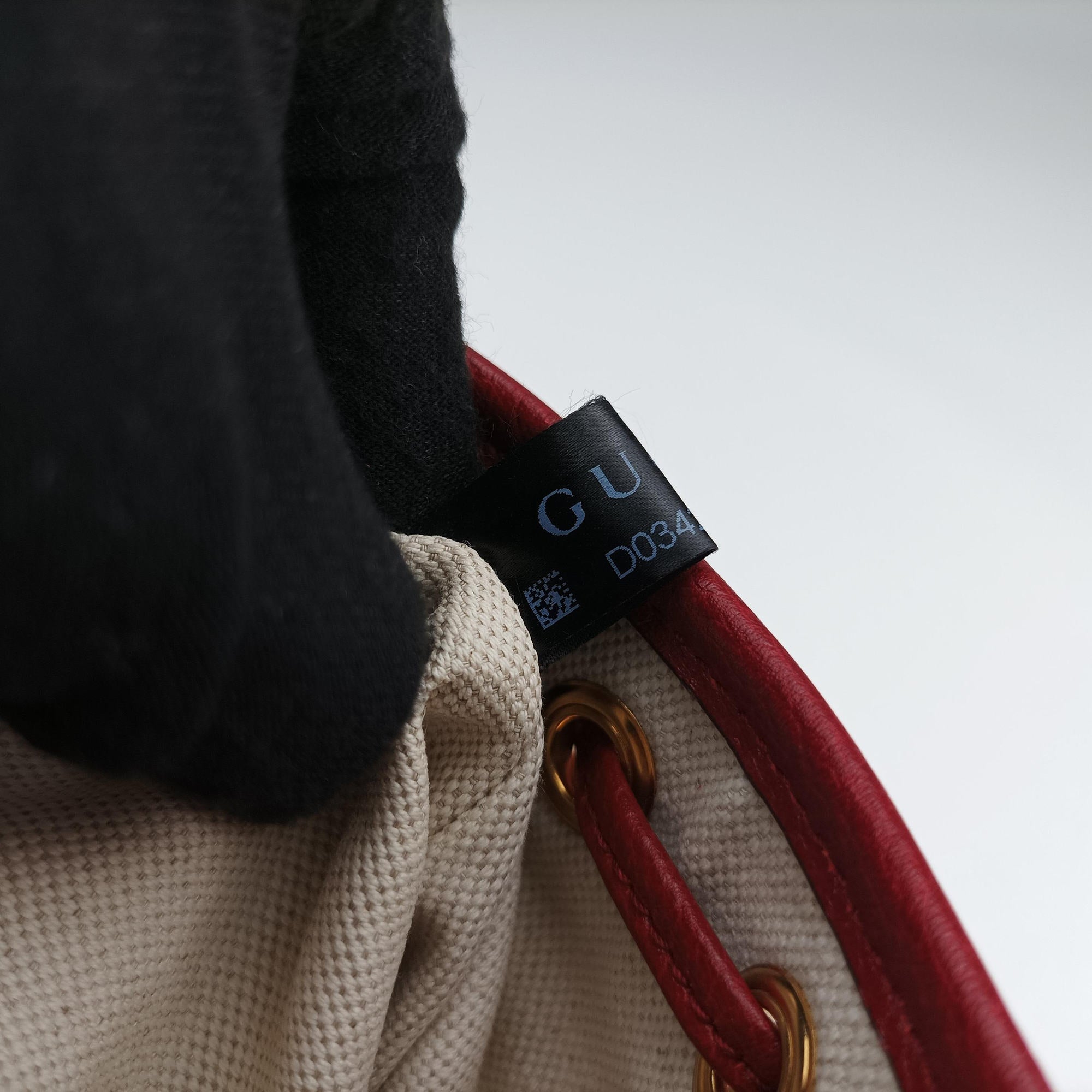Vintage Gucci Doraemon collaboration Beige×Bordeaux×Multicolor PVC coated canvas×leather 647801 shoulderbag | stylenewstar
