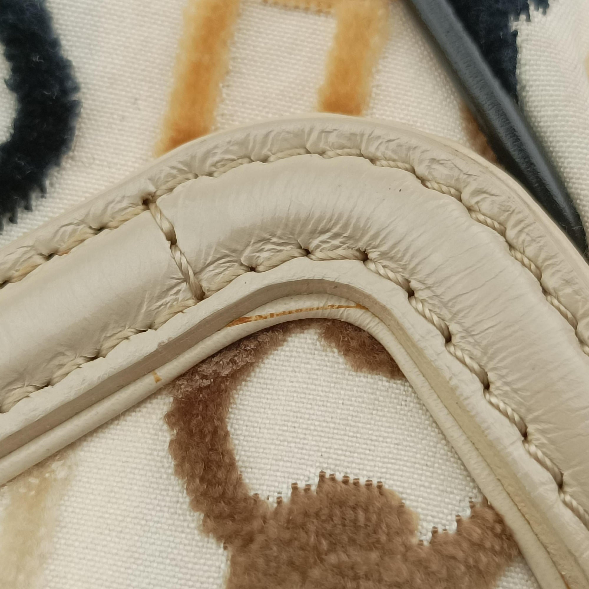 Pre-owned Louis Vuitton Dolly Black x White x Multicolor Cotton ×Velvetx Leather M95194 shoulderbag | stylenewstar