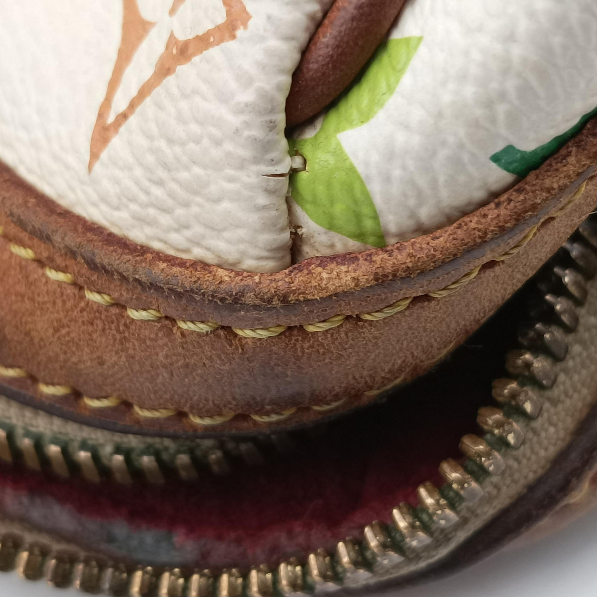 Pre-owned Louis Vuitton COURTNEY　MM white Monogram Multicolor M45641 handbag | stylenewstar