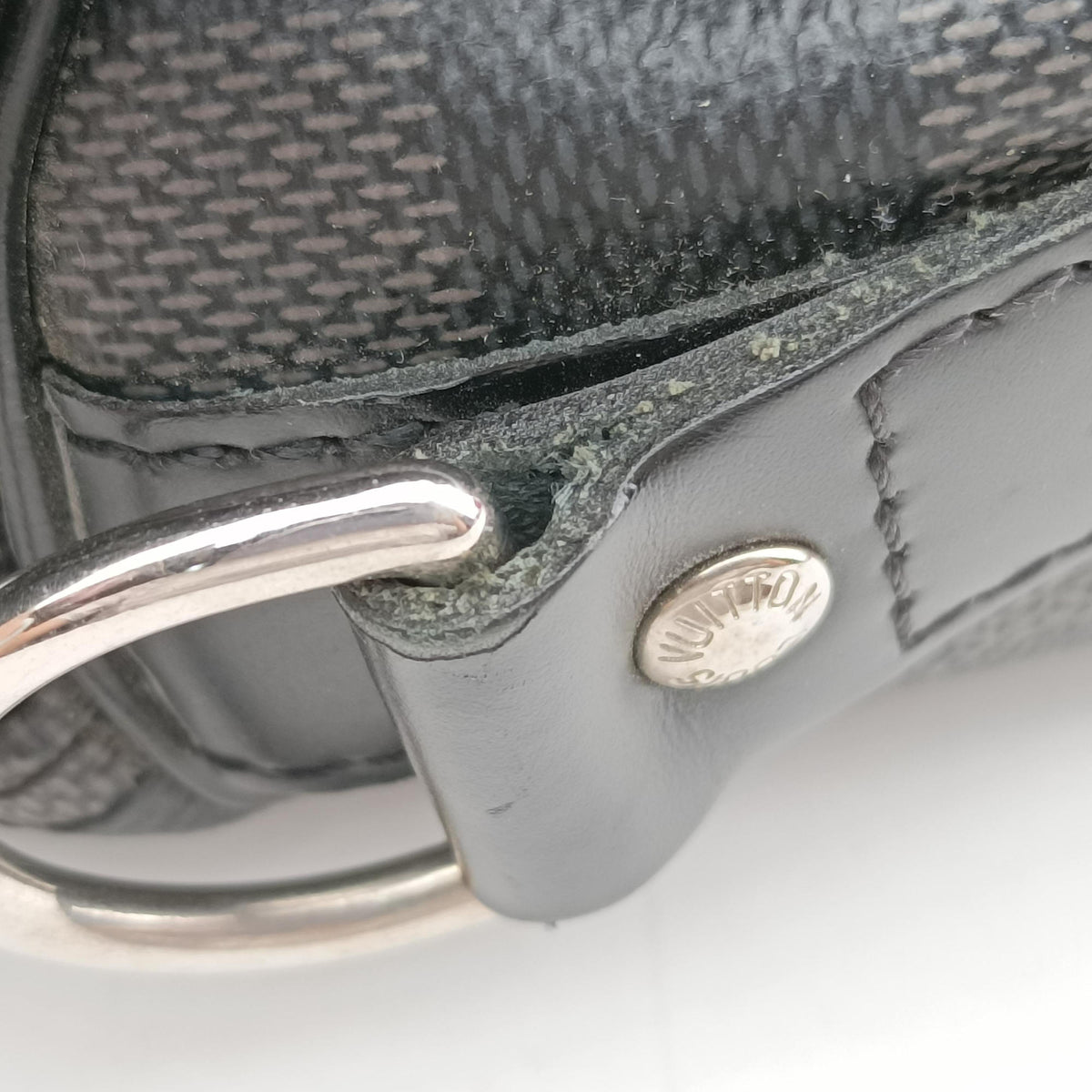 Secondhand Louis Vuitton Keepall Bandouliere 45 Monogram Eclipse Monogram Eclipse Canvas M40569 shoulderbag | stylenewstar