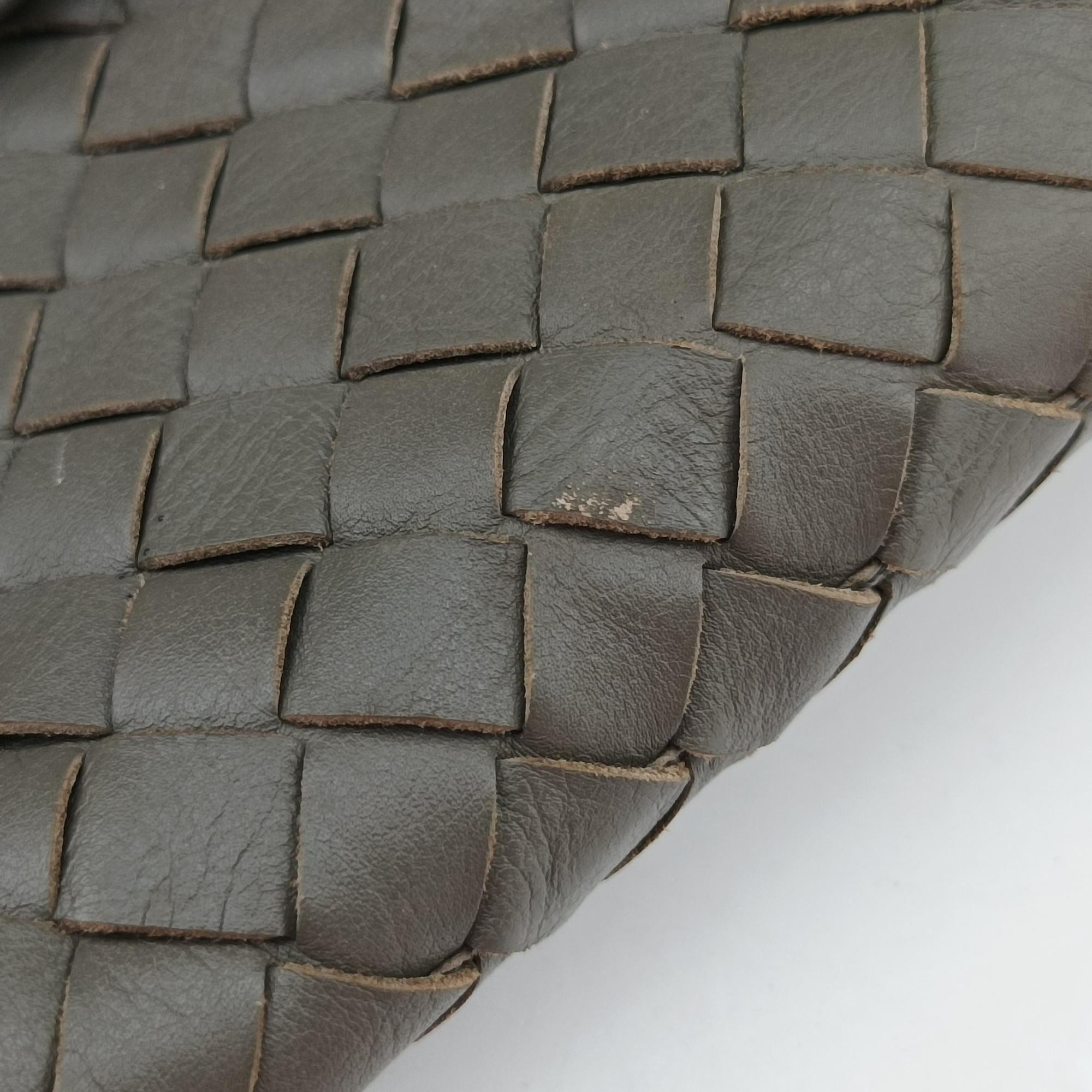 Vintage Bottega Veneta Intrecciato Gray lambskin  shoulderbag | stylenewstar