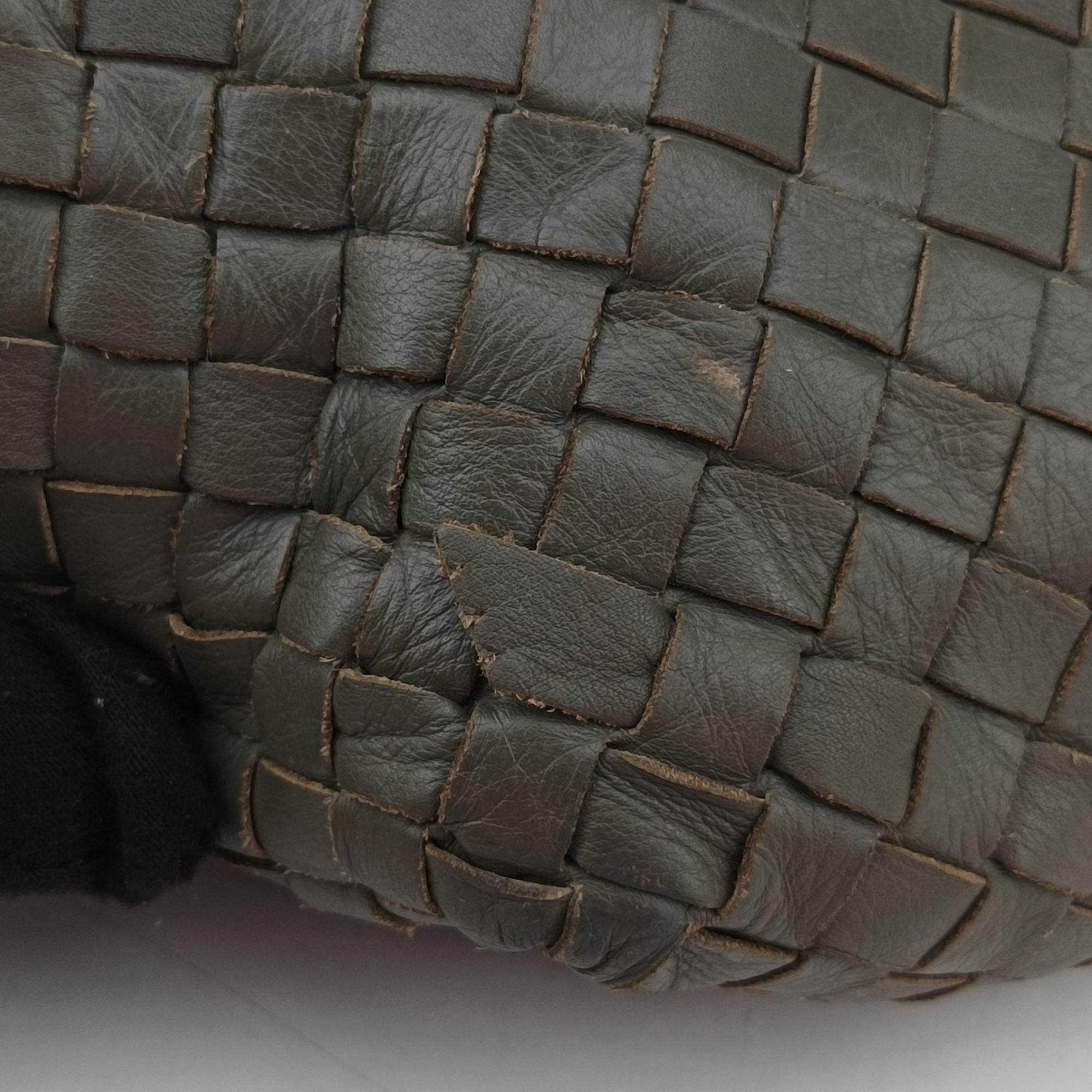 Vintage Bottega Veneta Intrecciato Gray lambskin  shoulderbag | stylenewstar