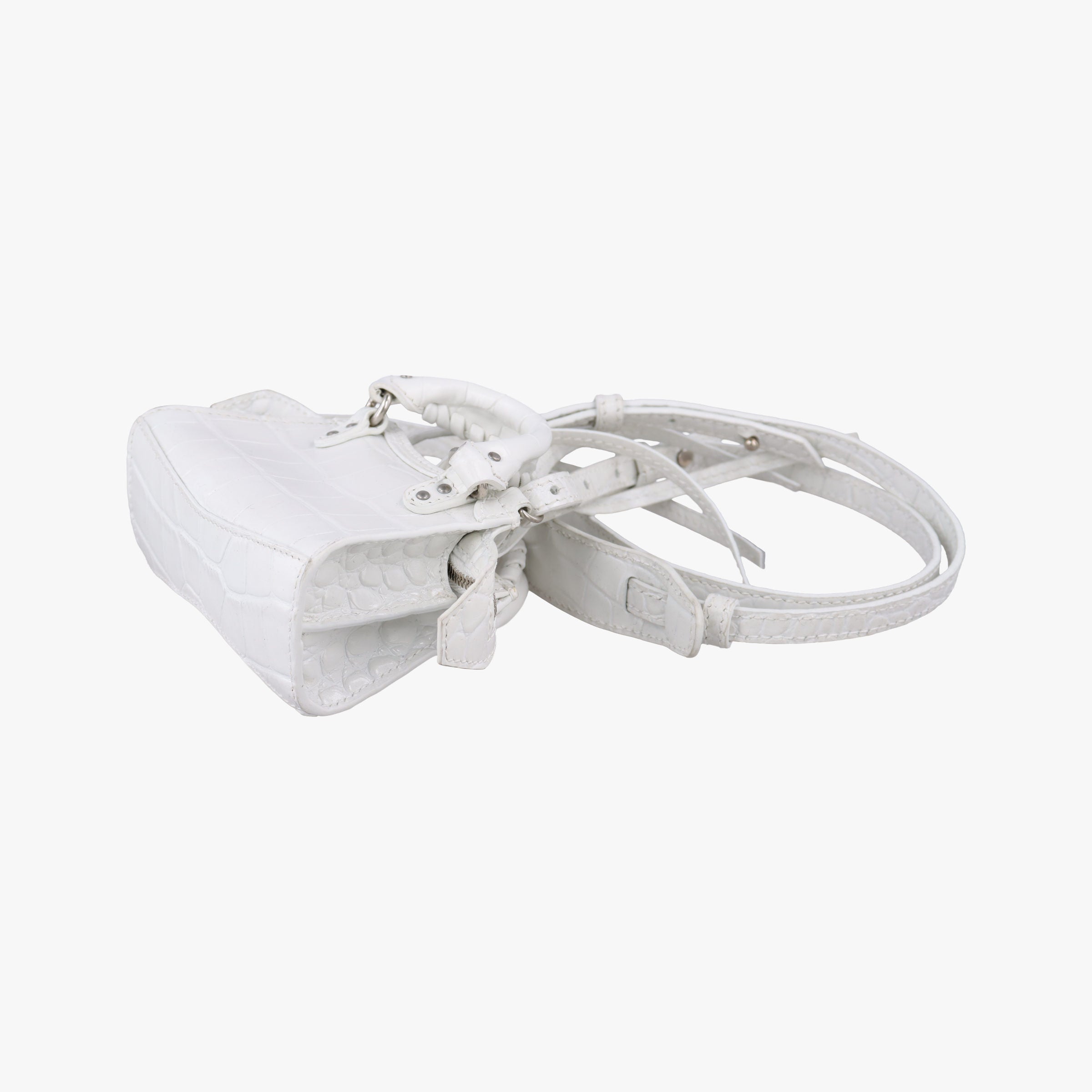 Pre-owned Balenciaga Neo Classic City nano White Leather  shoulderbag | stylenewstar