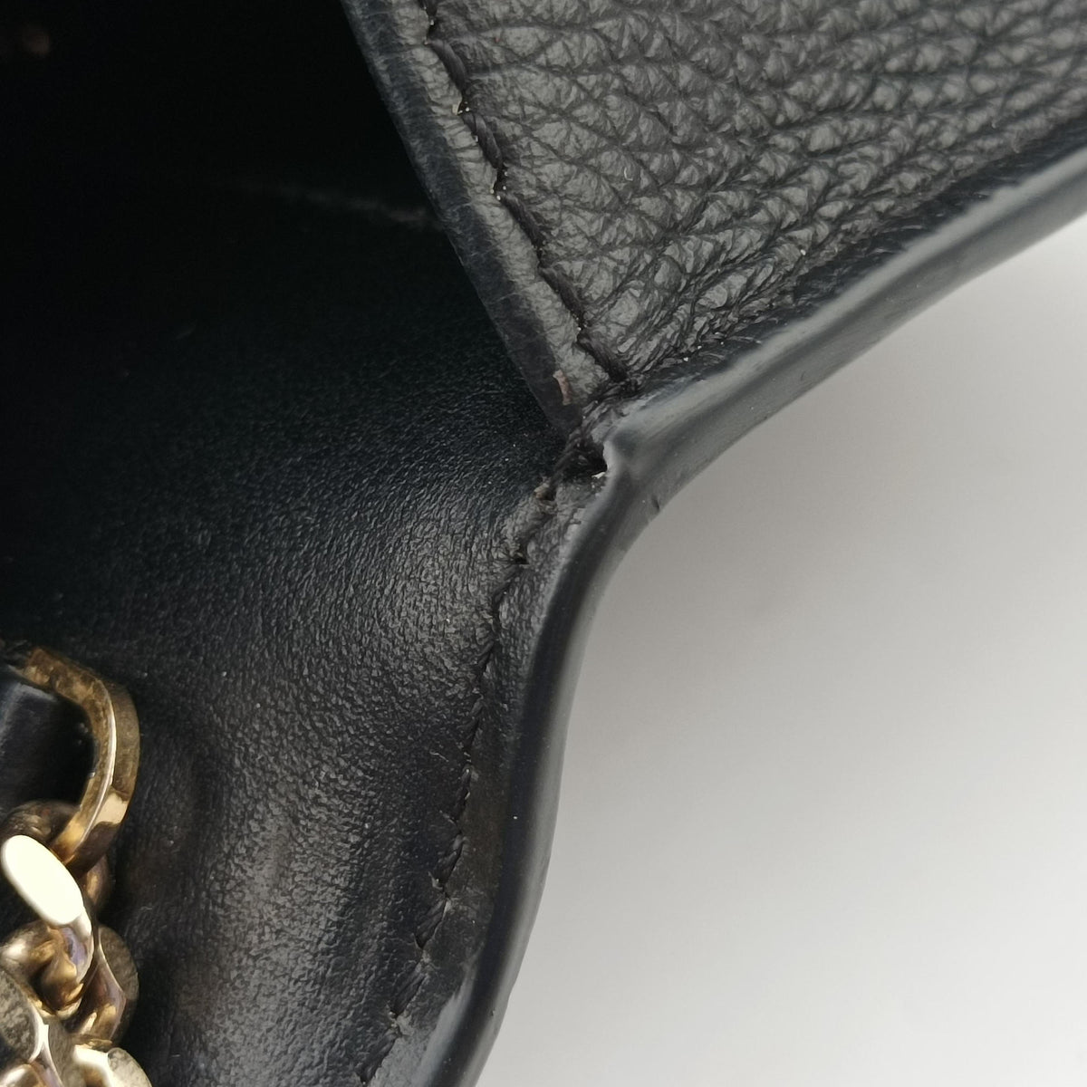 Secondhand VERSACE Medusa Black leather  shoulderbag | stylenewstar