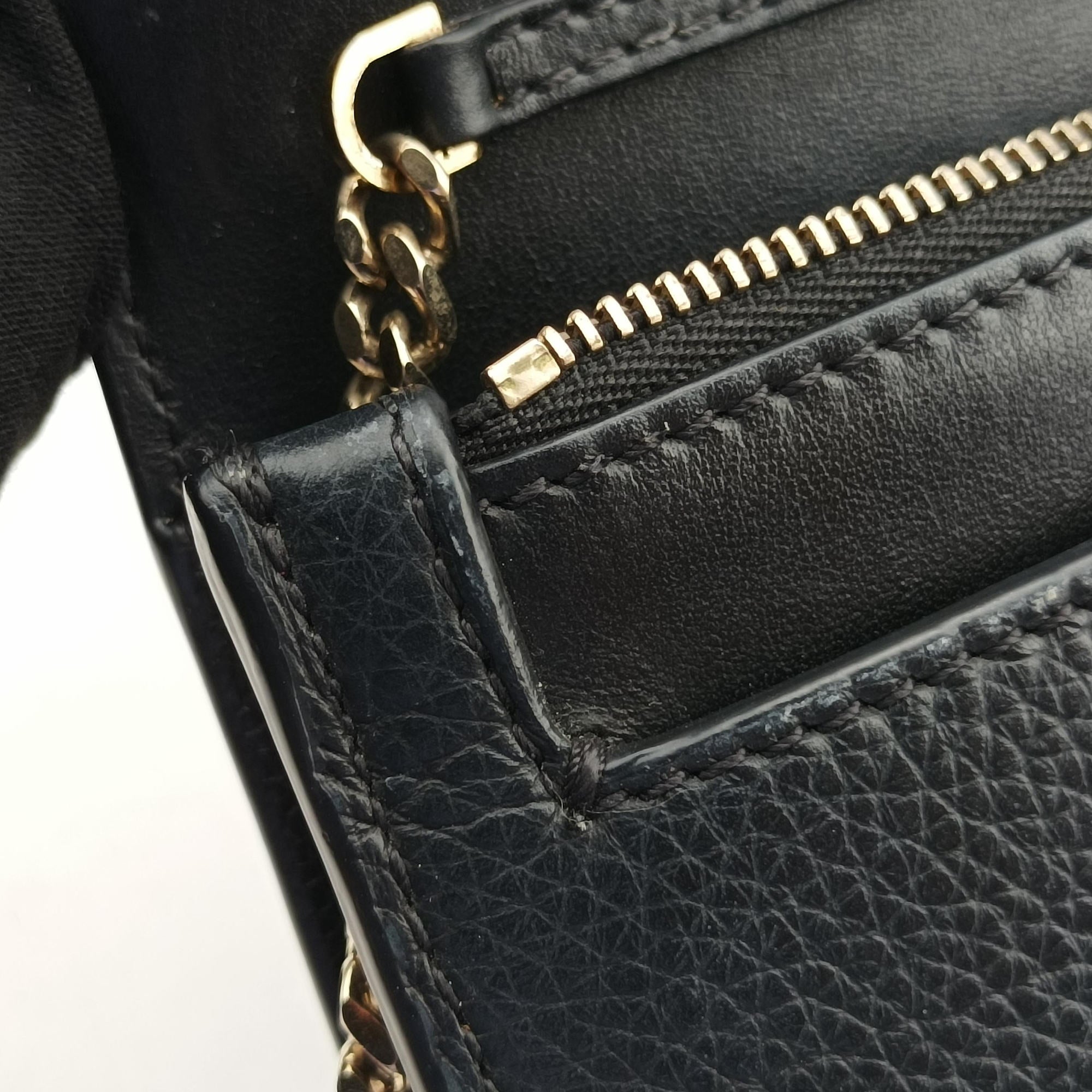 Secondhand VERSACE Medusa Black leather  shoulderbag | stylenewstar
