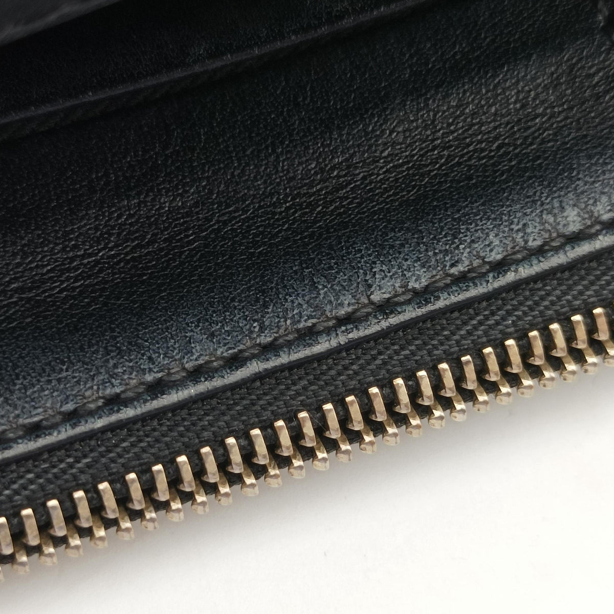 Secondhand VERSACE Medusa Black leather  shoulderbag | stylenewstar
