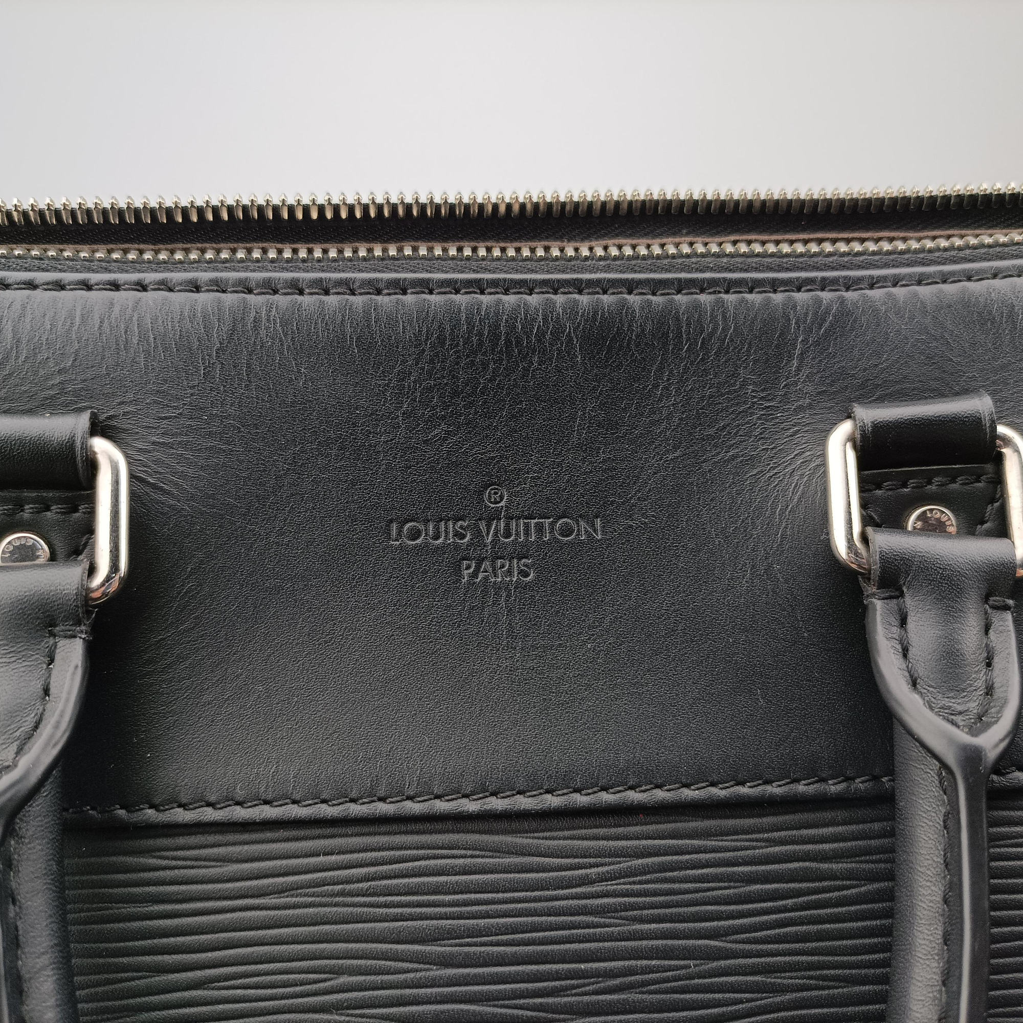 Vintage Louis Vuitton PorteDocument noir Epi M50163 shoulderbag | stylenewstar