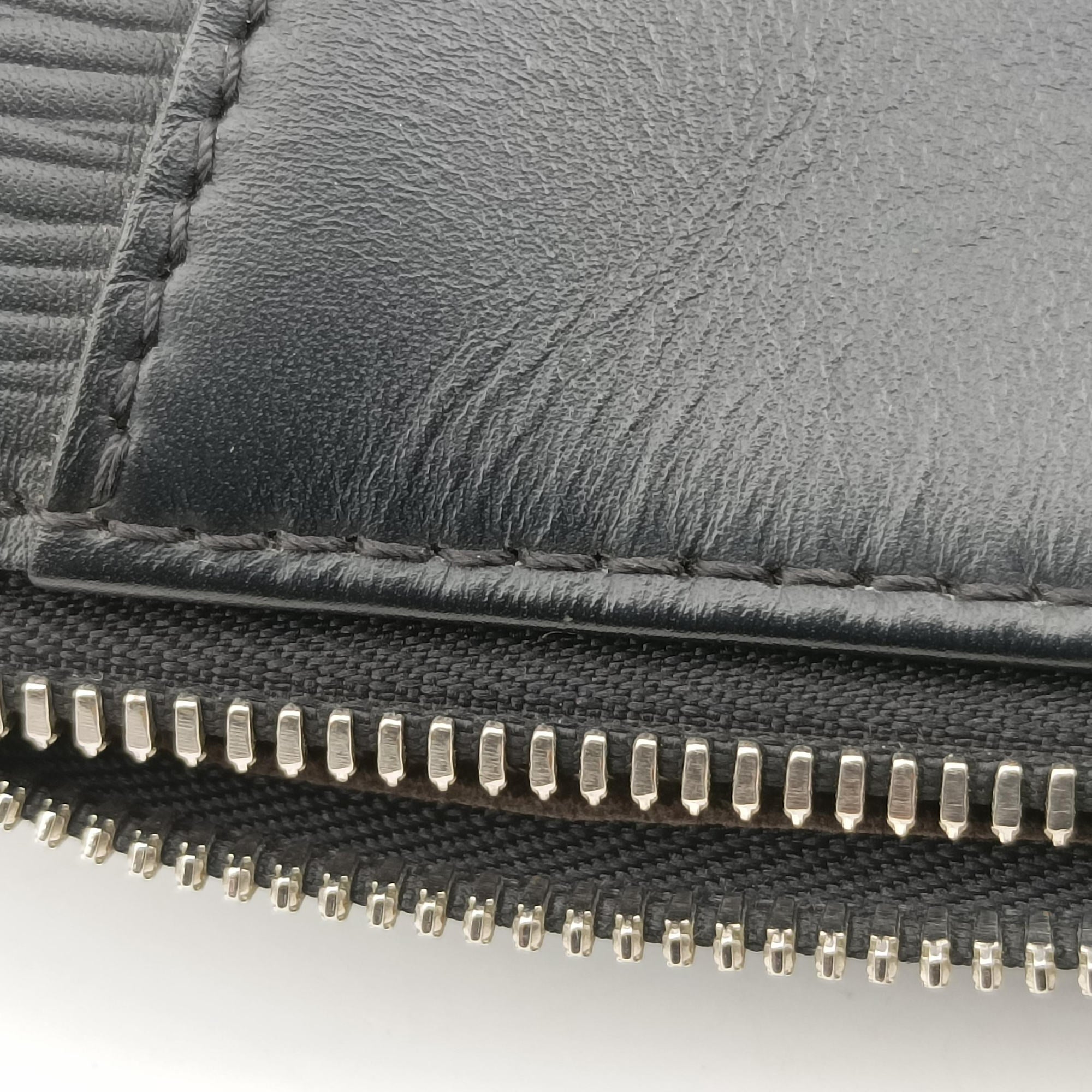 Vintage Louis Vuitton PorteDocument noir Epi M50163 shoulderbag | stylenewstar