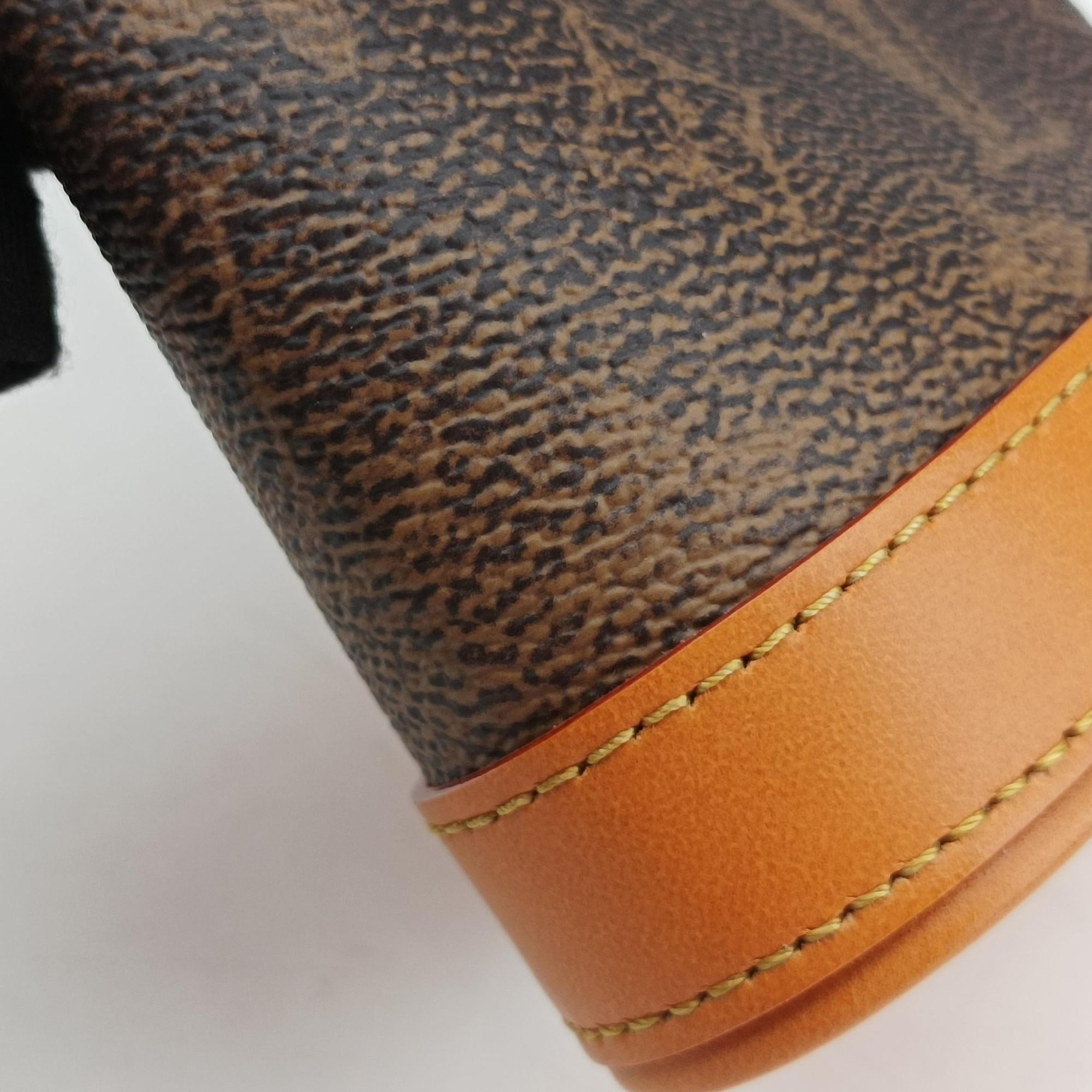 Vintage Louis Vuitton Envelope Pouch Brown Monogram Dust x Leather M11629 shoulderbag | stylenewstar
