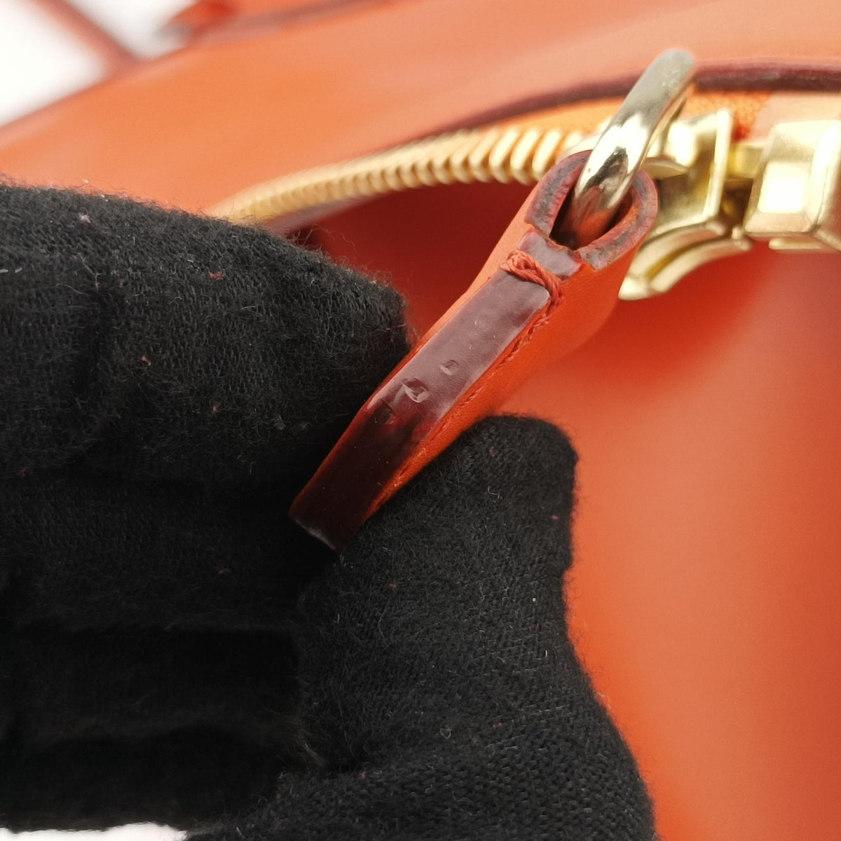 Pre-owned Givenchy Antigona Orange Smooth Calfskin Leather  handbag | stylenewstar