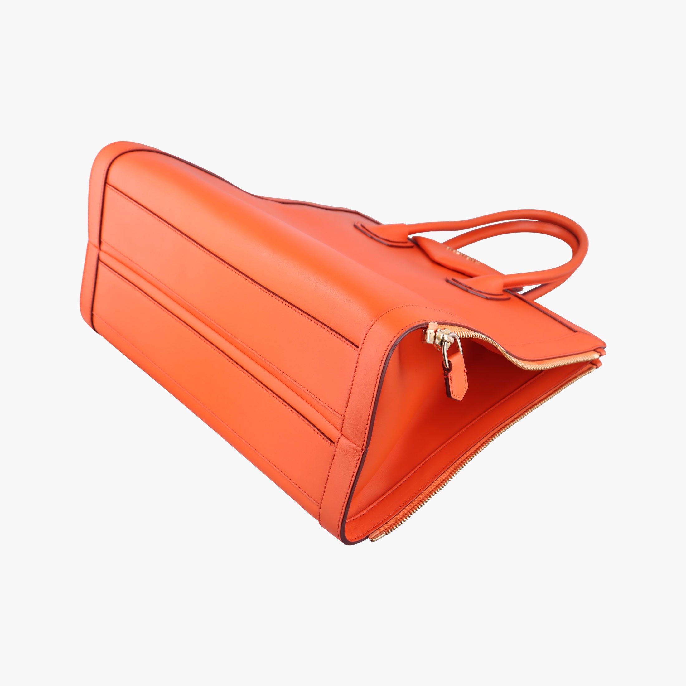 Pre-owned Givenchy Antigona Orange Smooth Calfskin Leather  handbag | stylenewstar