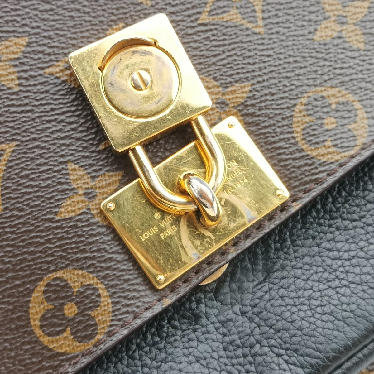 Pre-owned Louis Vuitton MARIGNAN brown×black Monogram Canvas×calf leather M44259 shoulderbag | stylenewstar