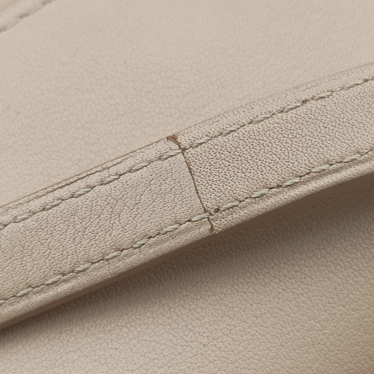 Vintage Delvaux Tampete Beige Leather  shoulderbag | stylenewstar
