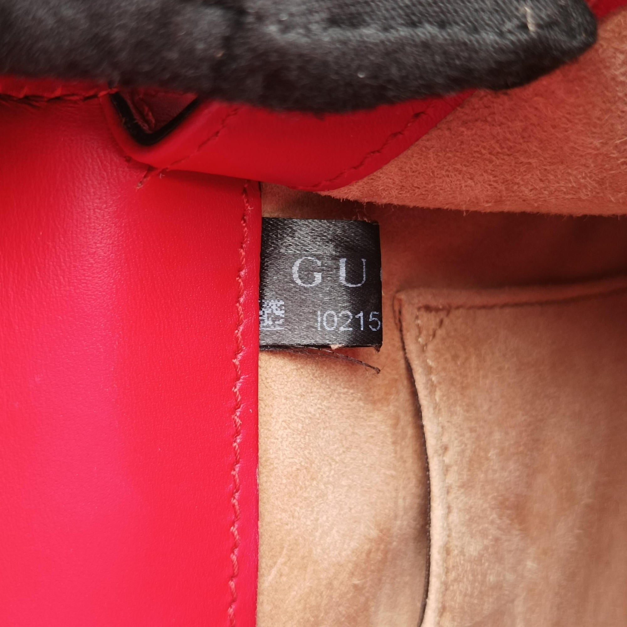 Secondhand Gucci Sylvie Red Leather 470270 shoulderbag | stylenewstar