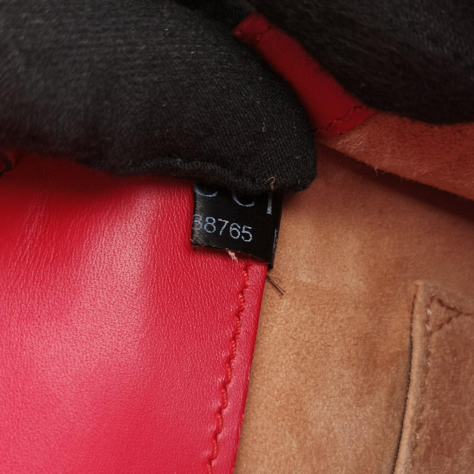Secondhand Gucci Sylvie Red Leather 470270 shoulderbag | stylenewstar