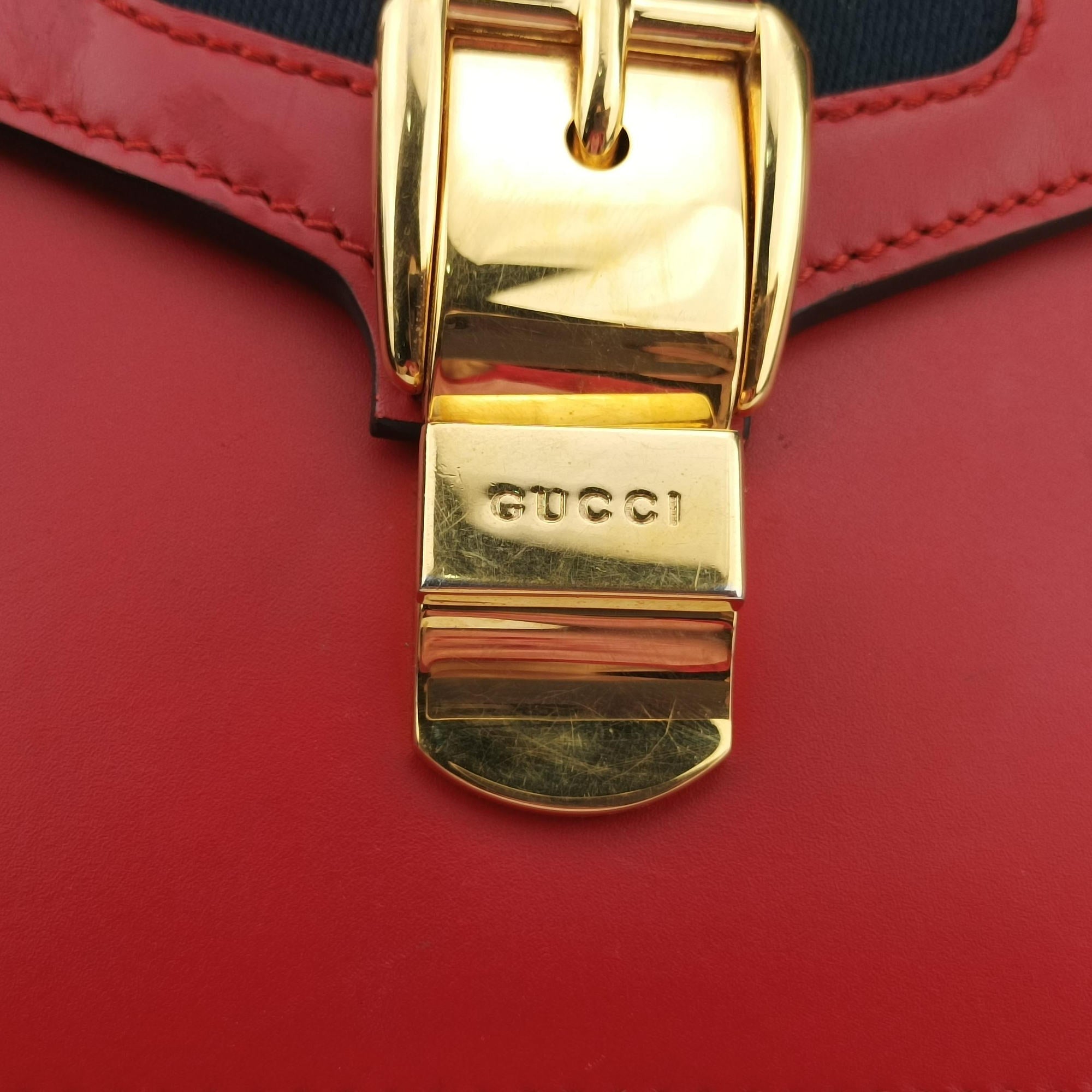 Secondhand Gucci Sylvie Red Leather 470270 shoulderbag | stylenewstar
