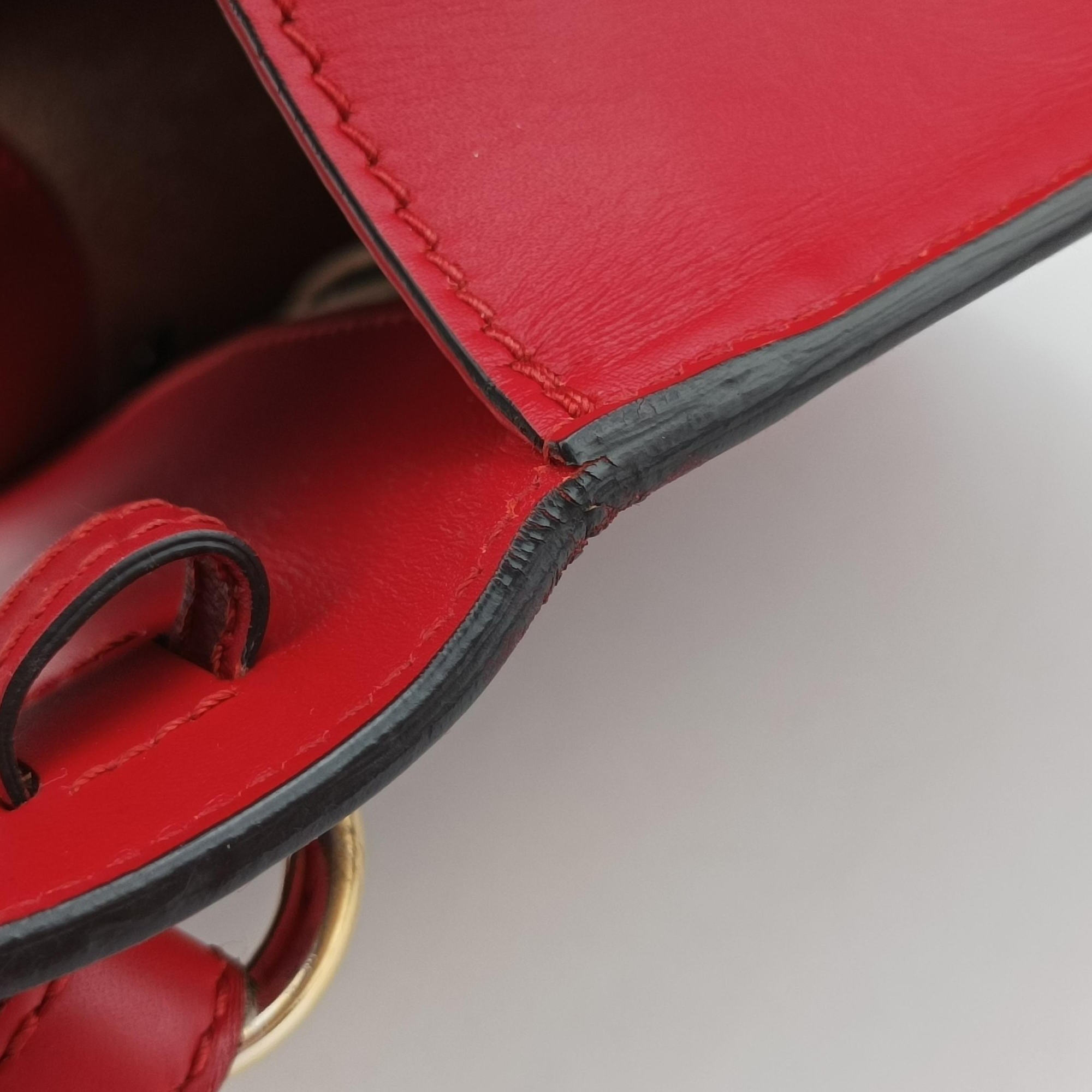 Secondhand Gucci Sylvie Red Leather 470270 shoulderbag | stylenewstar