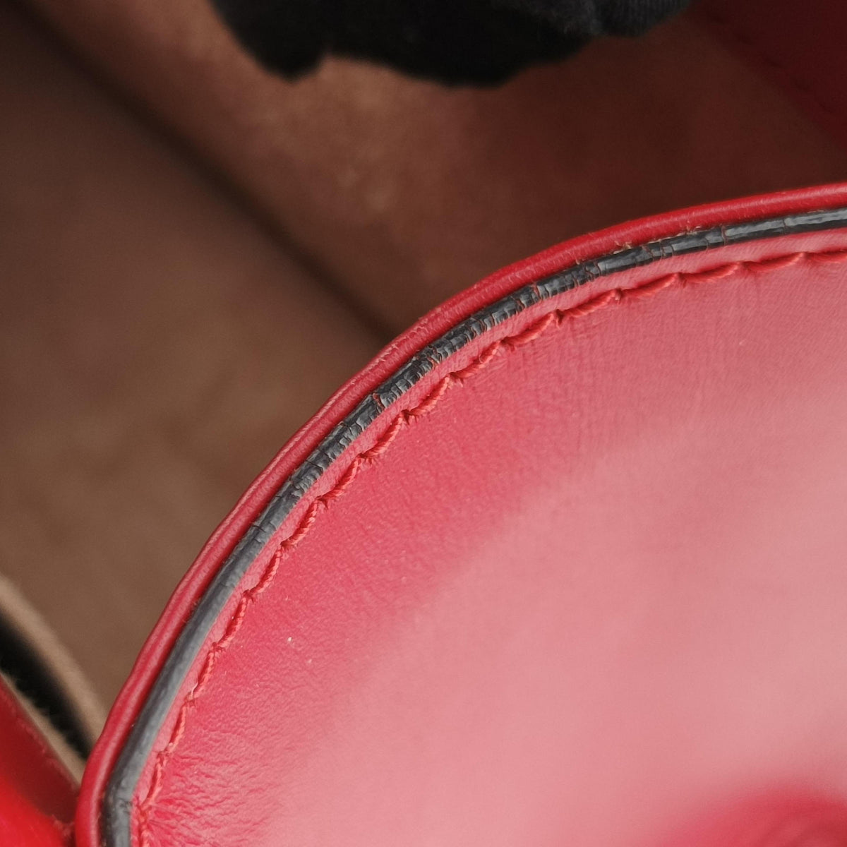 Secondhand Gucci Sylvie Red Leather 470270 shoulderbag | stylenewstar