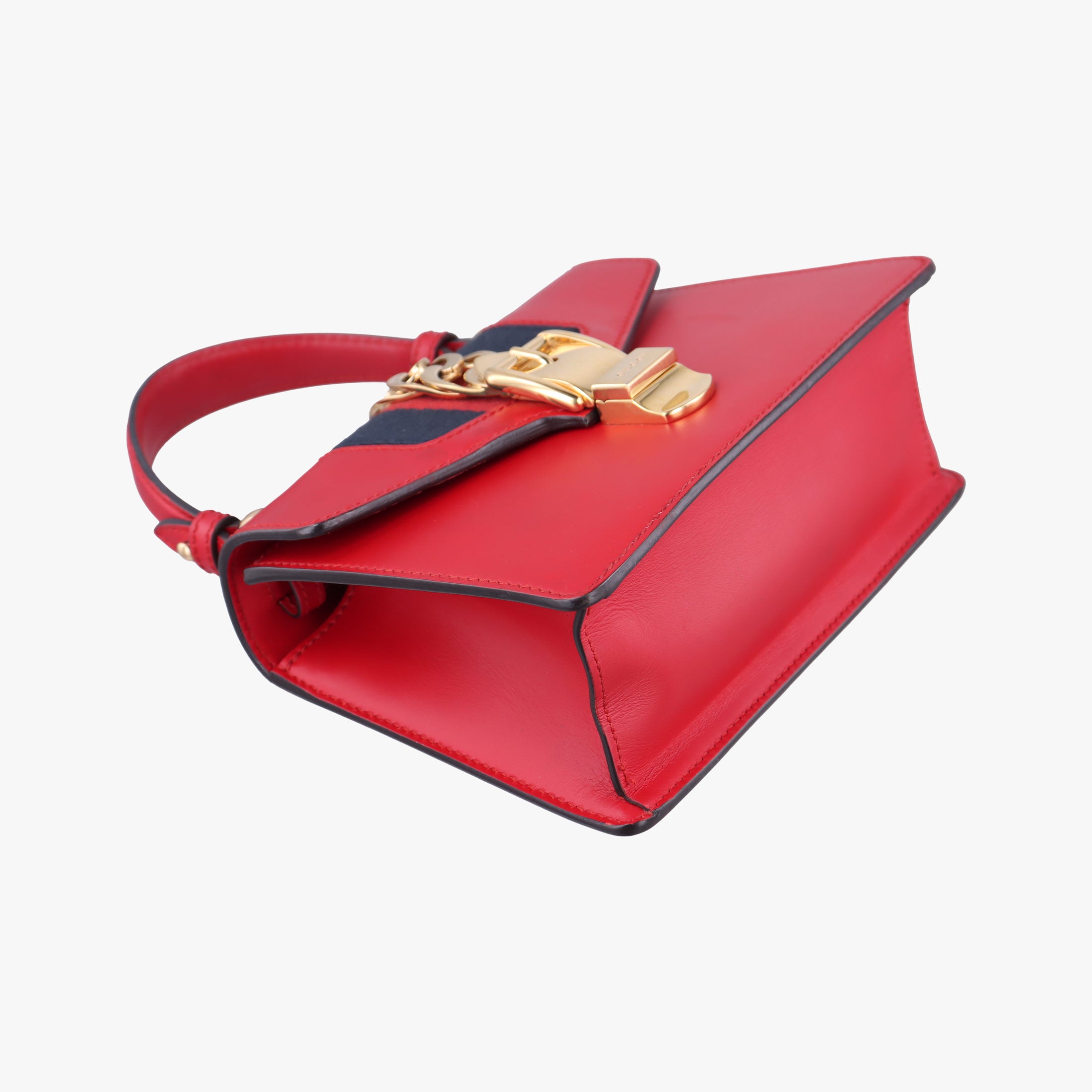 Secondhand Gucci Sylvie Red Leather 470270 shoulderbag | stylenewstar