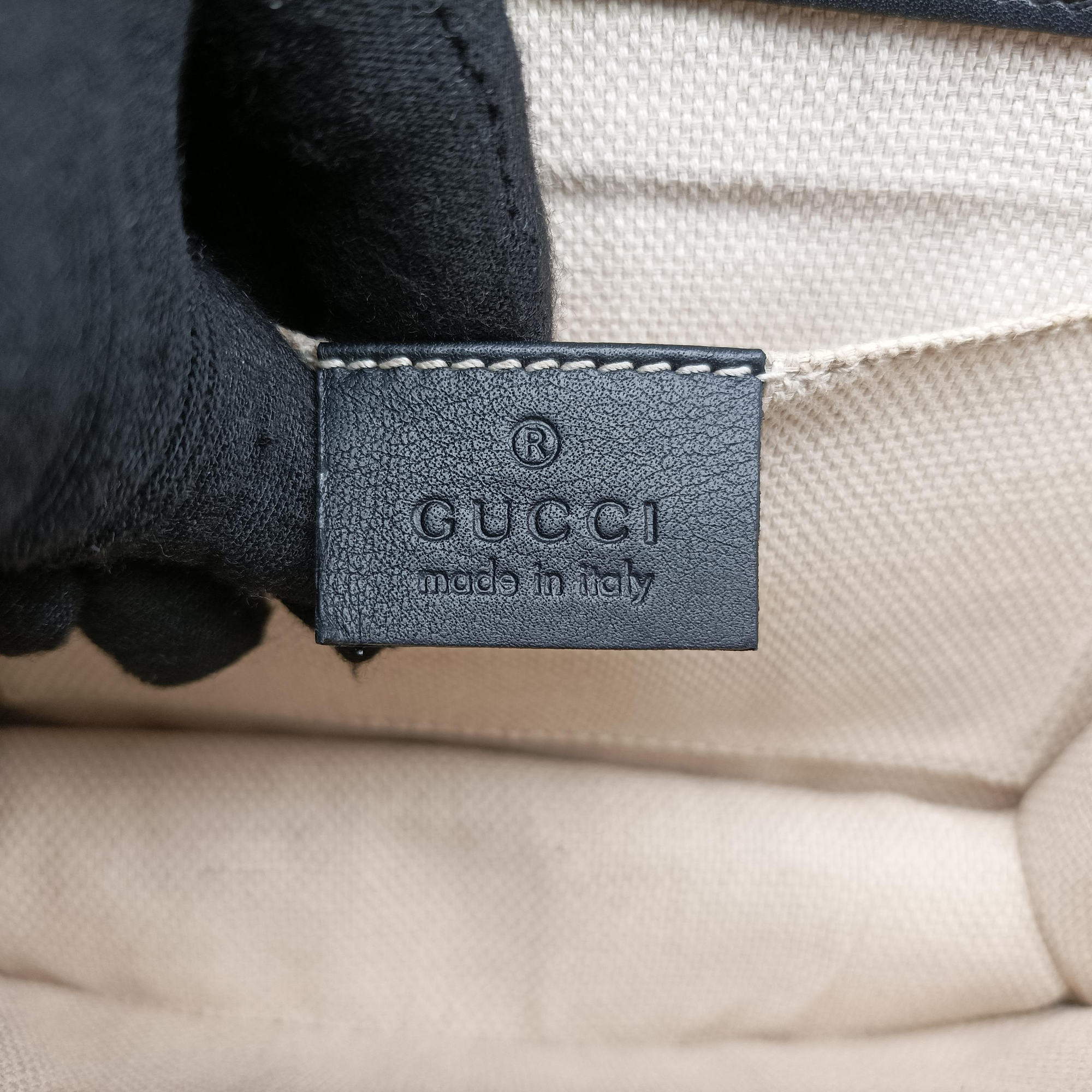 Pre-owned Gucci Pearly Peony Black×White×Gold Leather 432282 shoulderbag | stylenewstar