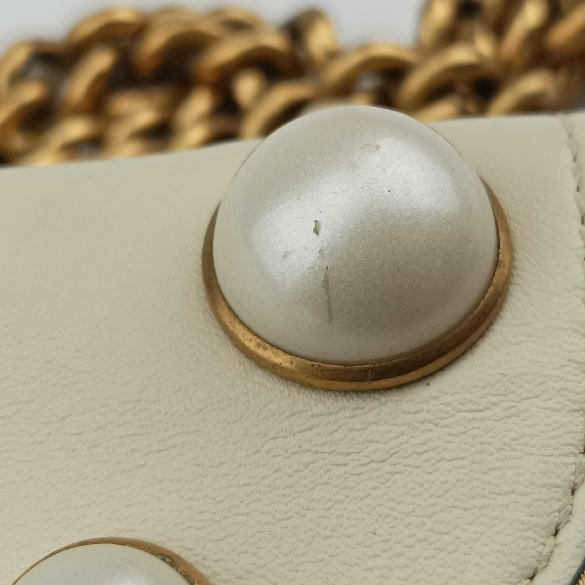 Pre-owned Gucci Pearly Peony Black×White×Gold Leather 432282 shoulderbag | stylenewstar