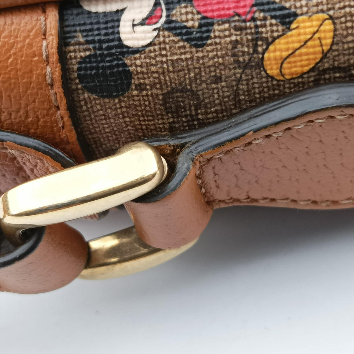 Pre-owned Gucci Mickey Mouse Disney collaboration Brown PVC coated canvas×Leather 602536 shoulderbag | stylenewstar