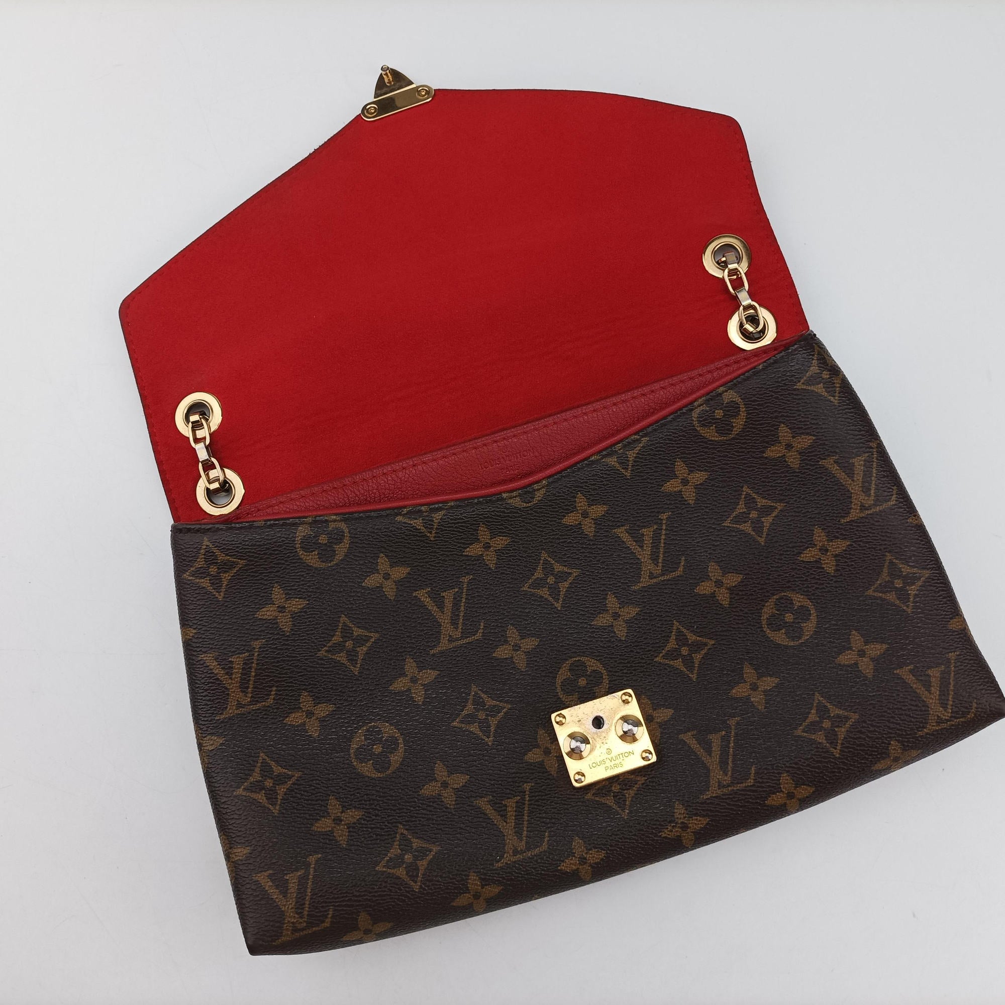 Pre-owned Louis Vuitton PALLAS Chain Brown×CERISE Monogram Canvas×calf leather M41201 shoulderbag | stylenewstar